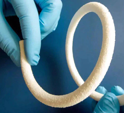 Humane Biokompatibilität von künstlichen Blutgefäßen aus Seide - Seide