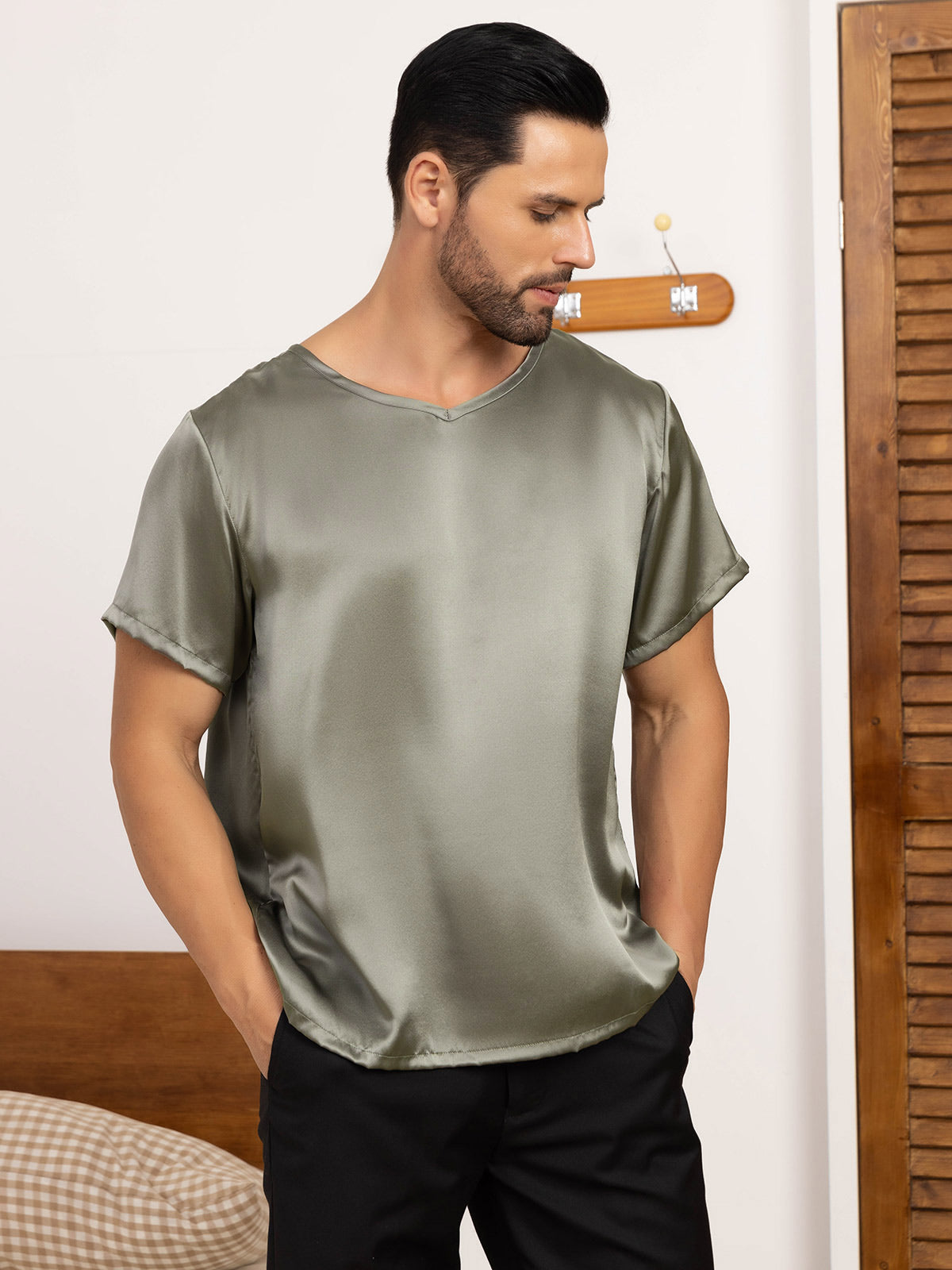 [Graugrün] SilkSilky-DE Reine Seide Kurzärmelig V Ausschnitt Herren T-Shirt 003