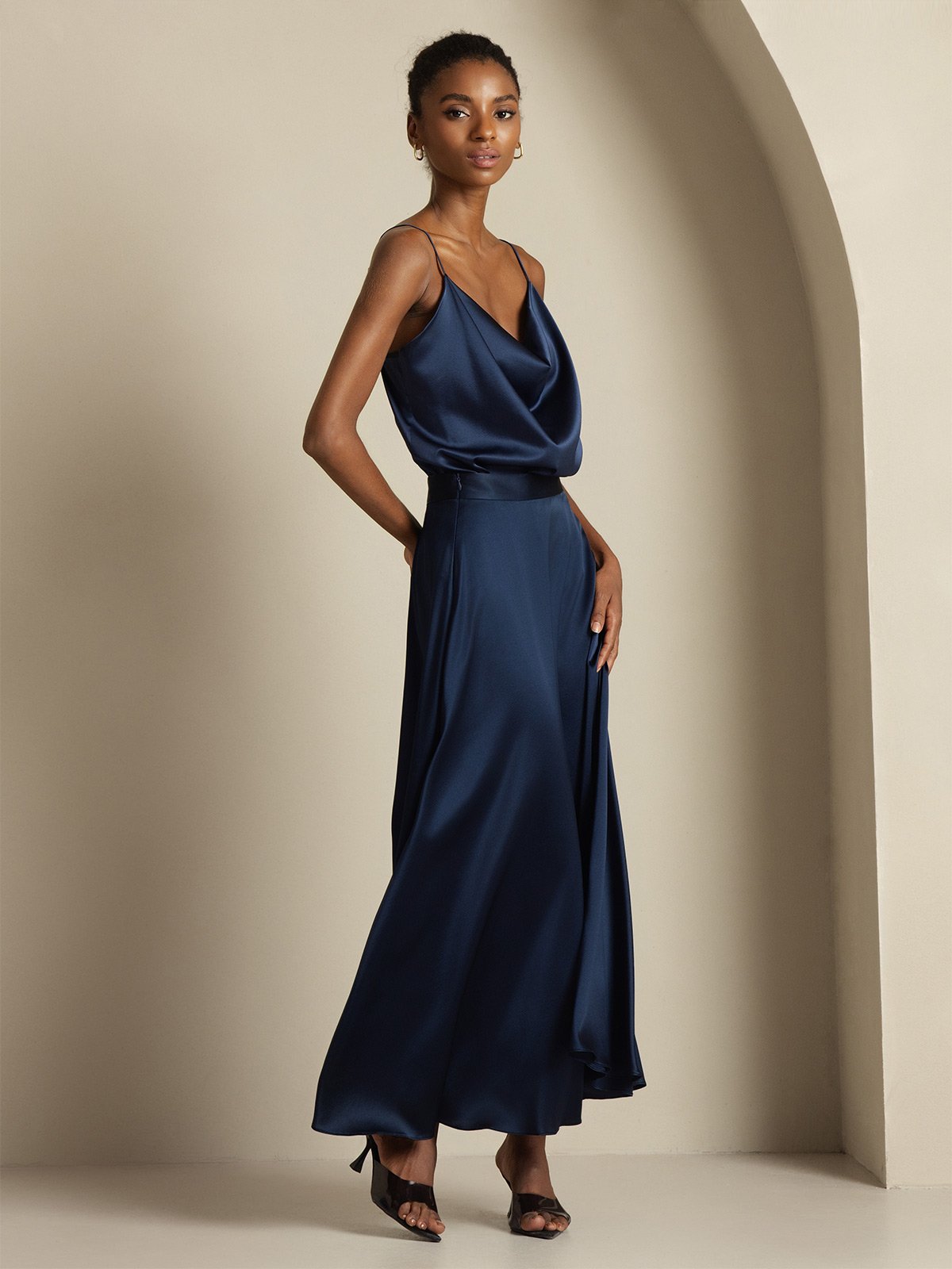 [Dunkelblau] SilkSilky-DE 19Momme Spaghettiträger Wasserfallausschnitt Women''s Outfit Sets 005