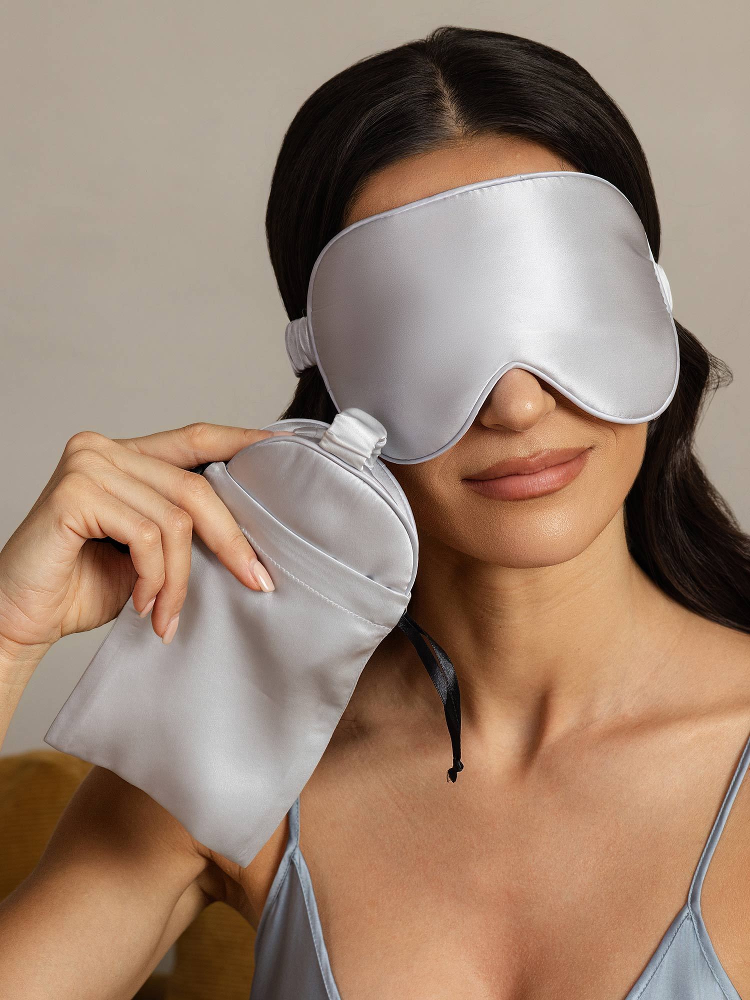 [Silber] SilkSilky-DE Reine Seide Eye Mask 002