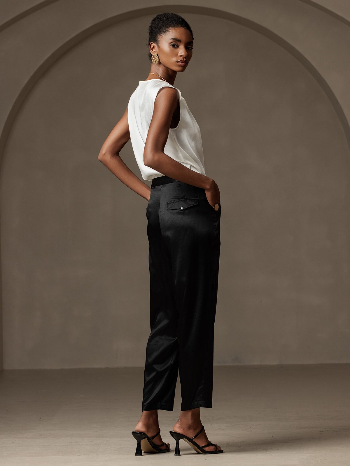 [Weiß] SilkSilky-DE 19Momme Seide Ärmellos Wasserfallausschnitt T-Shirt 005