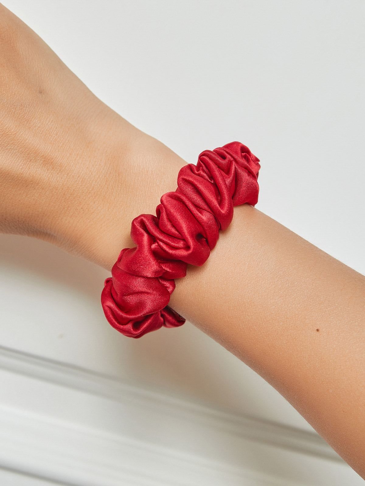 [Rot] SilkSilky-DE 19Momme Reine Seide Scrunchie 001