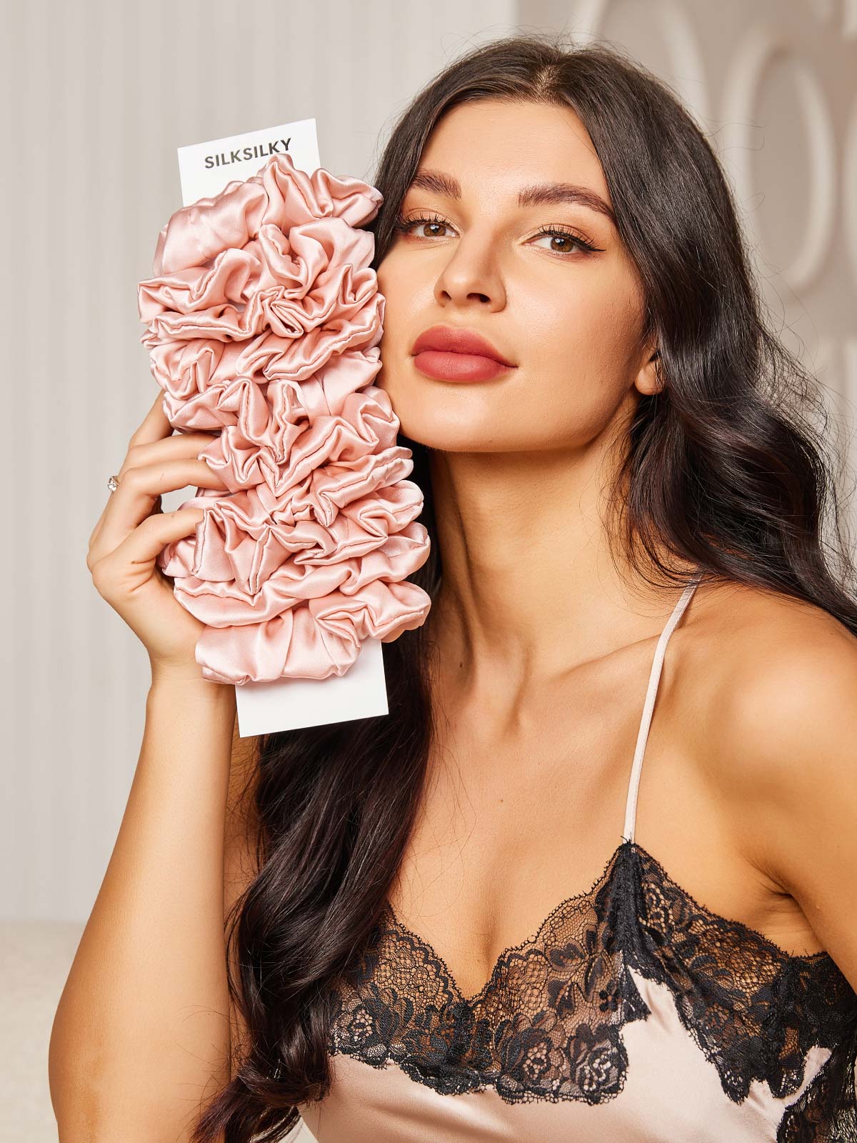 [Rosa] SilkSilky-DE 19Momme Reine Seide Scrunchie 001