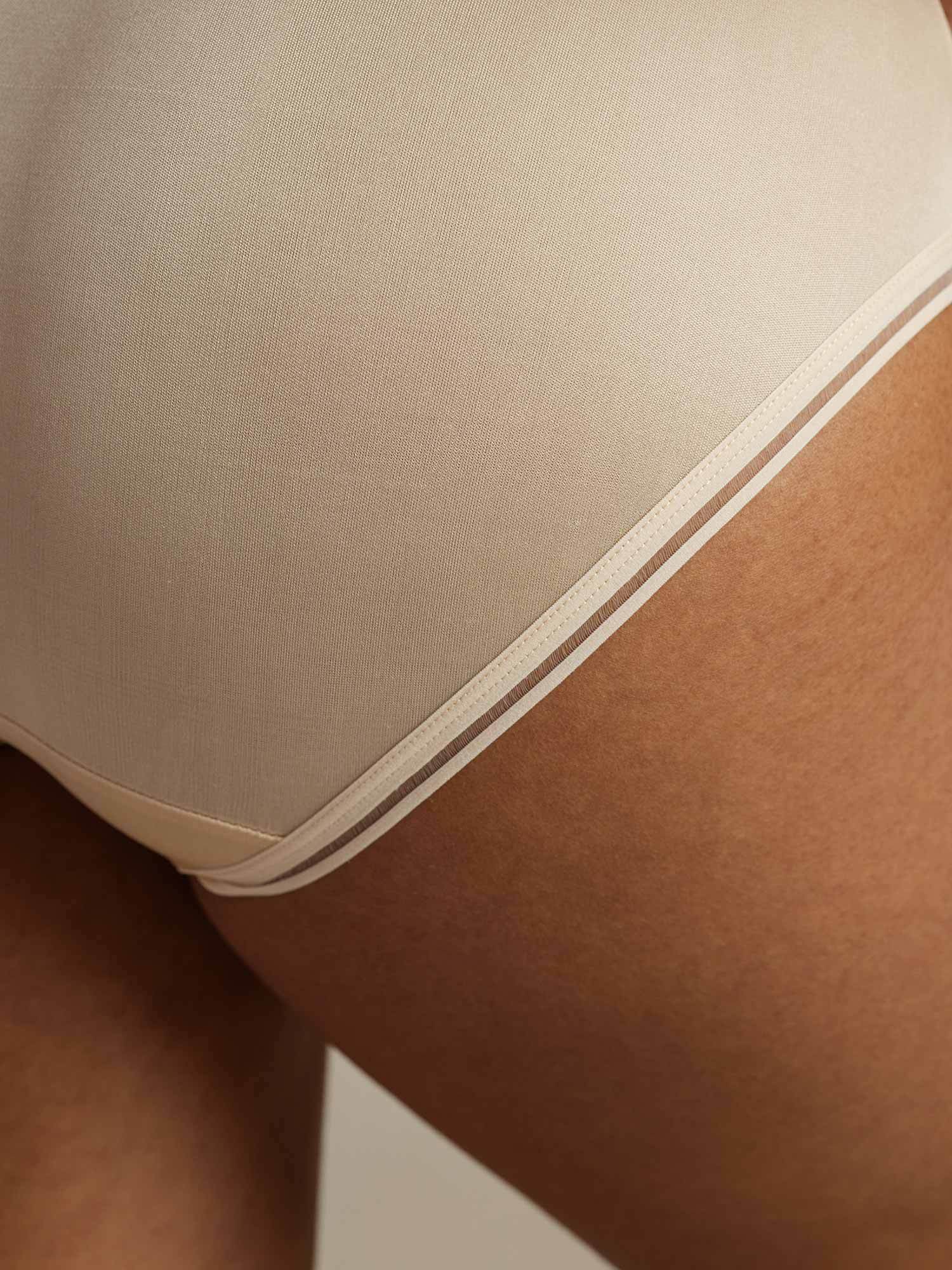 [Beige] SilkSilky-DE Reine Seide Panty 004,