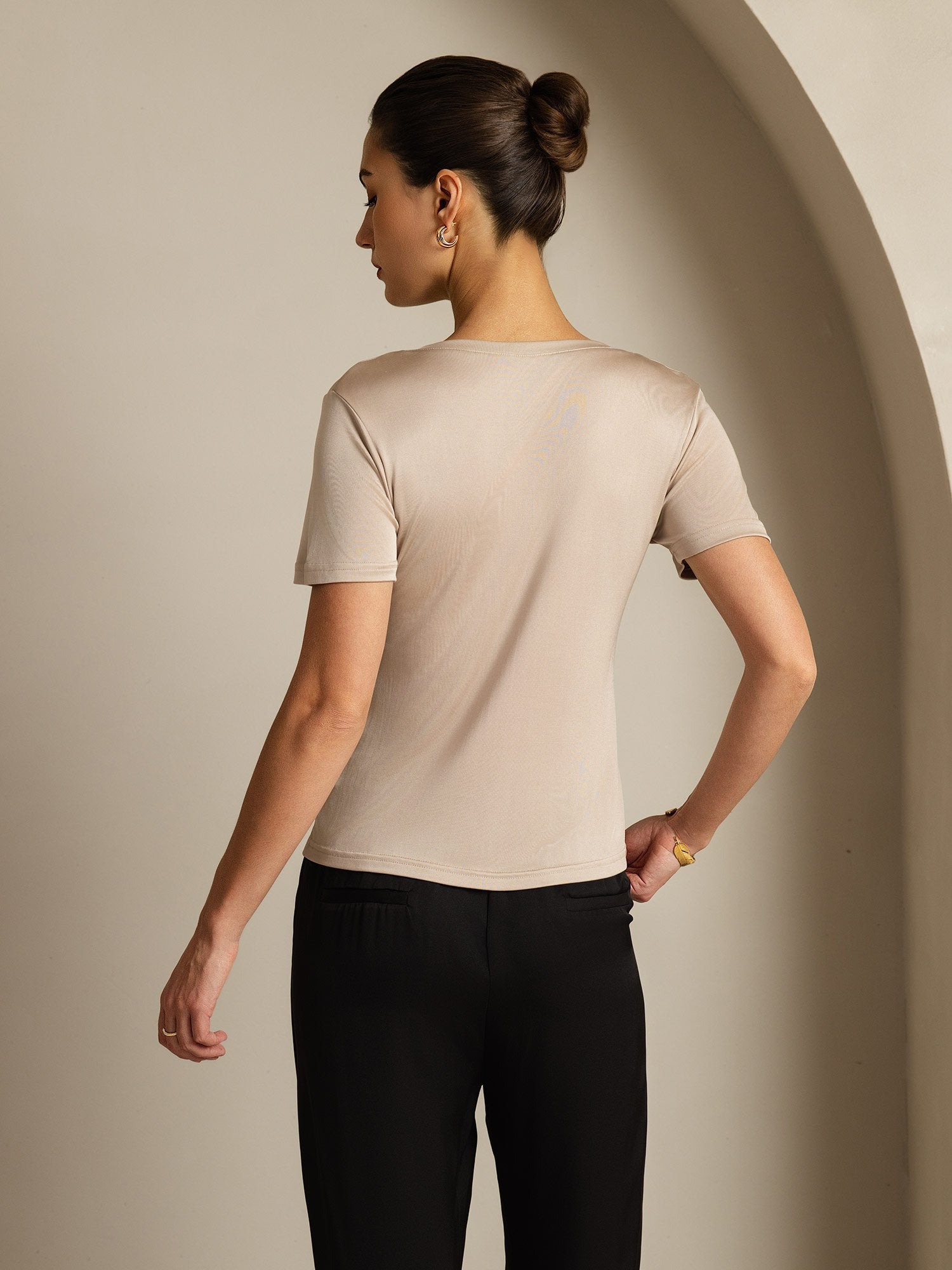 [Hellkhaki] SilkSilky-DE Reine Seide V Ausschnitt T-Shirt 002