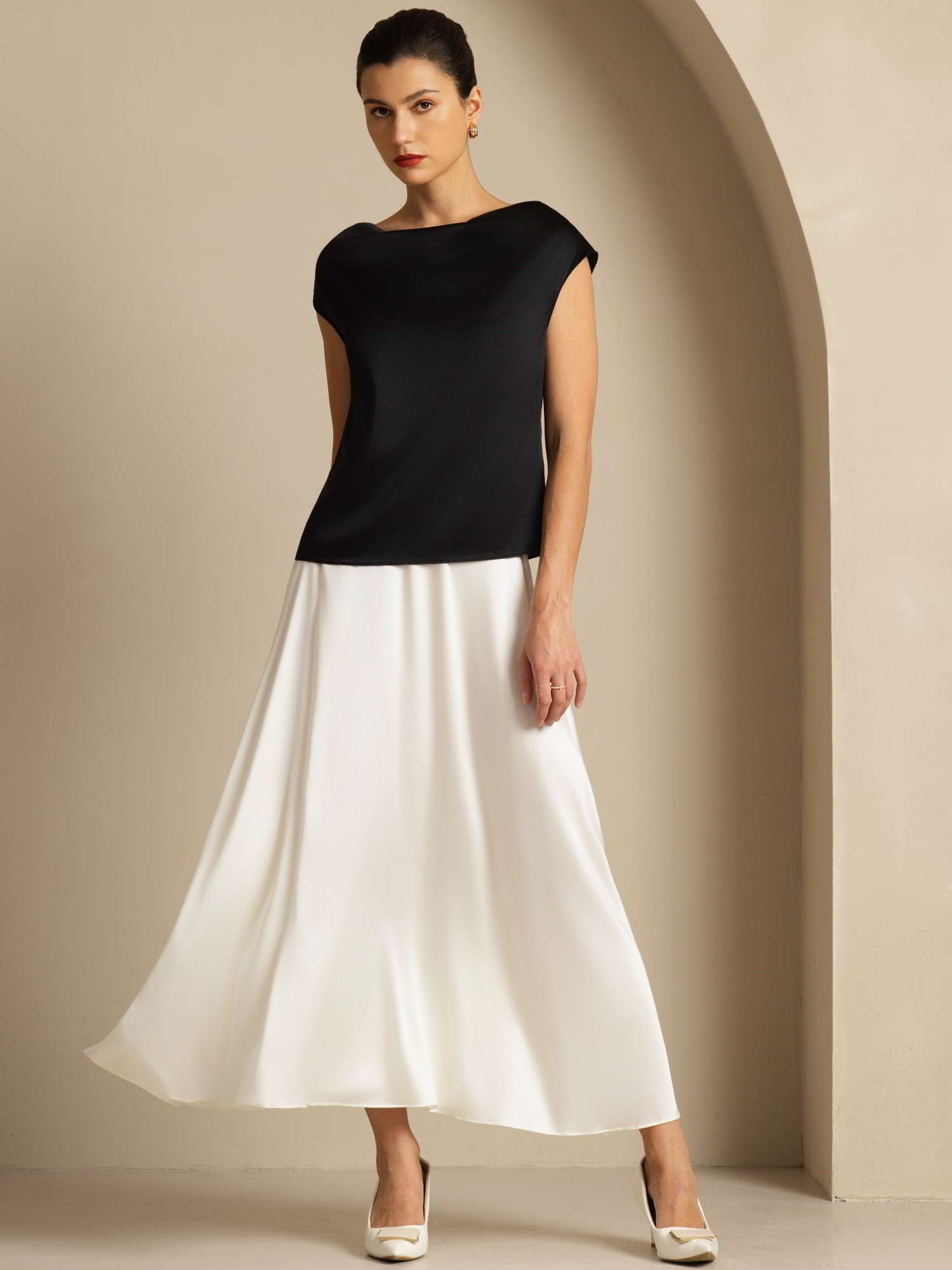 [Schwarz] SilkSilky-DE 19Momme Seide Ärmellos Wasserfallausschnitt T-Shirt 006