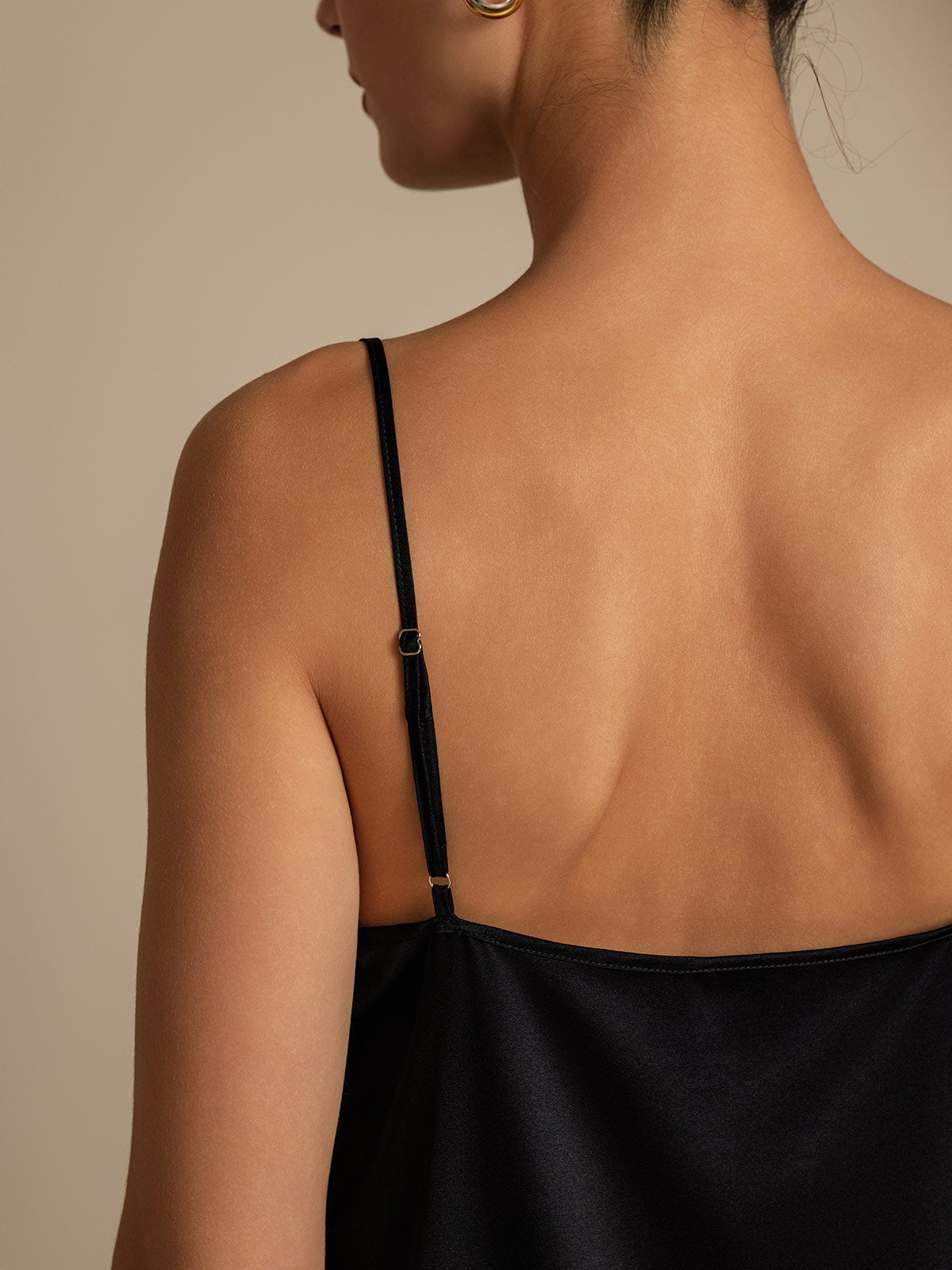 [Schwarz] SilkSilky-DE 19Momme Spaghettiträger Wasserfallausschnitt Women''s Outfit Sets 005