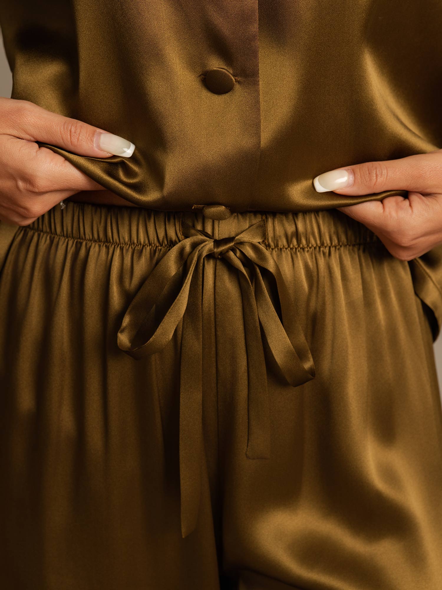 [Braun] SilkSilky-DE Reine Seide Womens Pajamas 007,