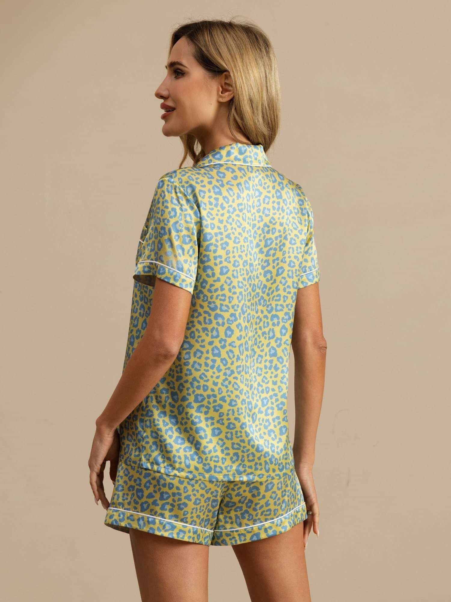 [Grüner Leopard] SilkSilky-DE 19Momme Kurzärmelig Notch-Kragen Damen Pyjamas 002