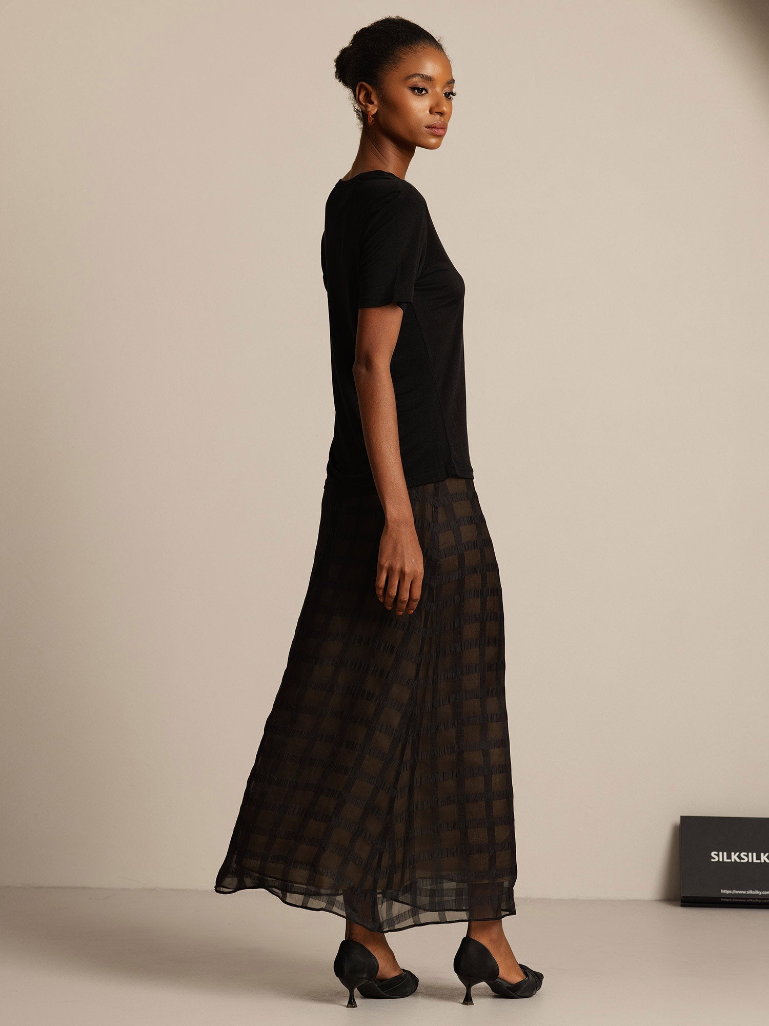 [Schwarz] SilkSilky-DE Seidenstrick Womens T-Shirt 005,