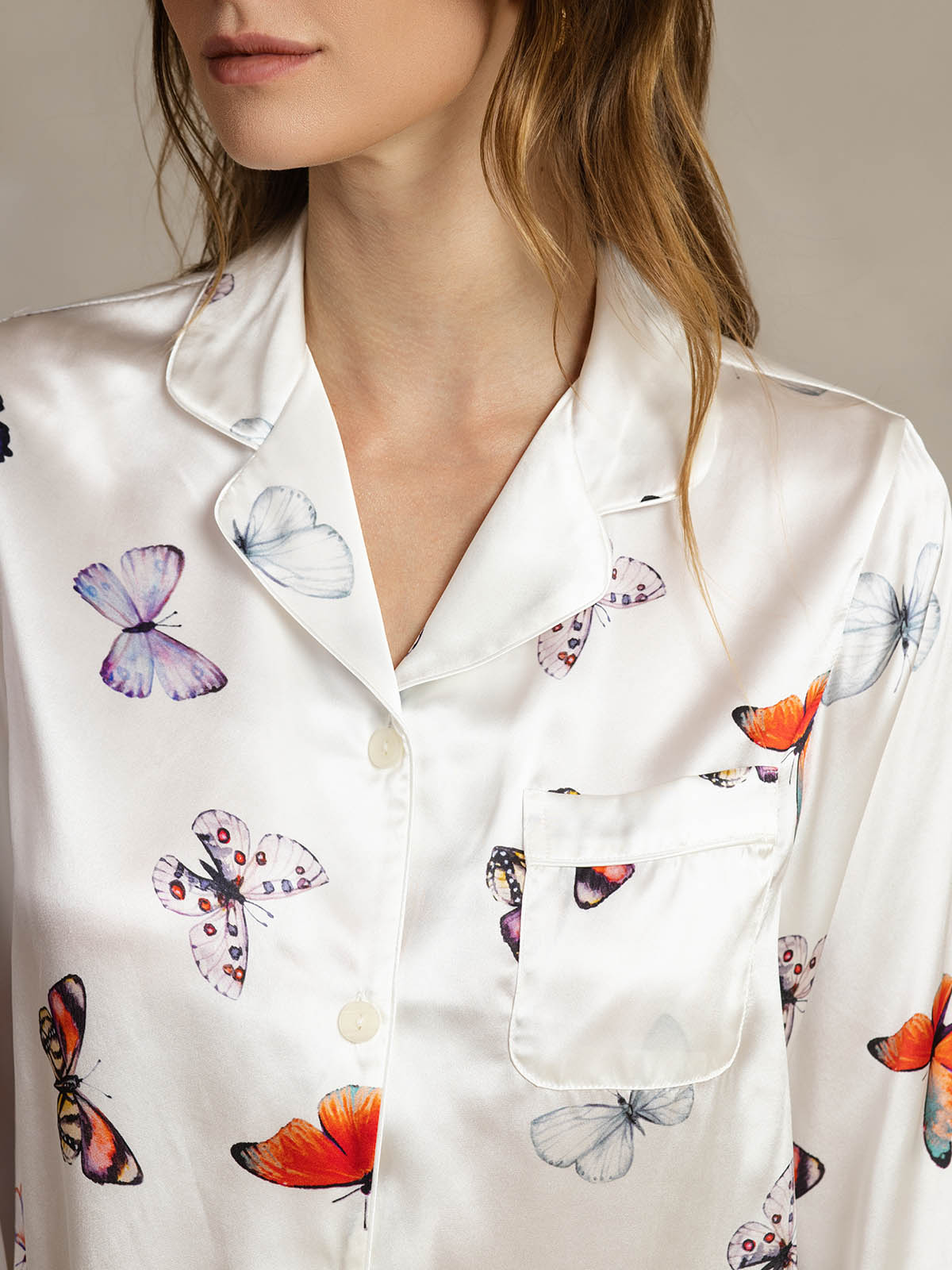 [Weiß Schmetterling] SilkSilky-DE Reine Seide Womens Pajamas 004