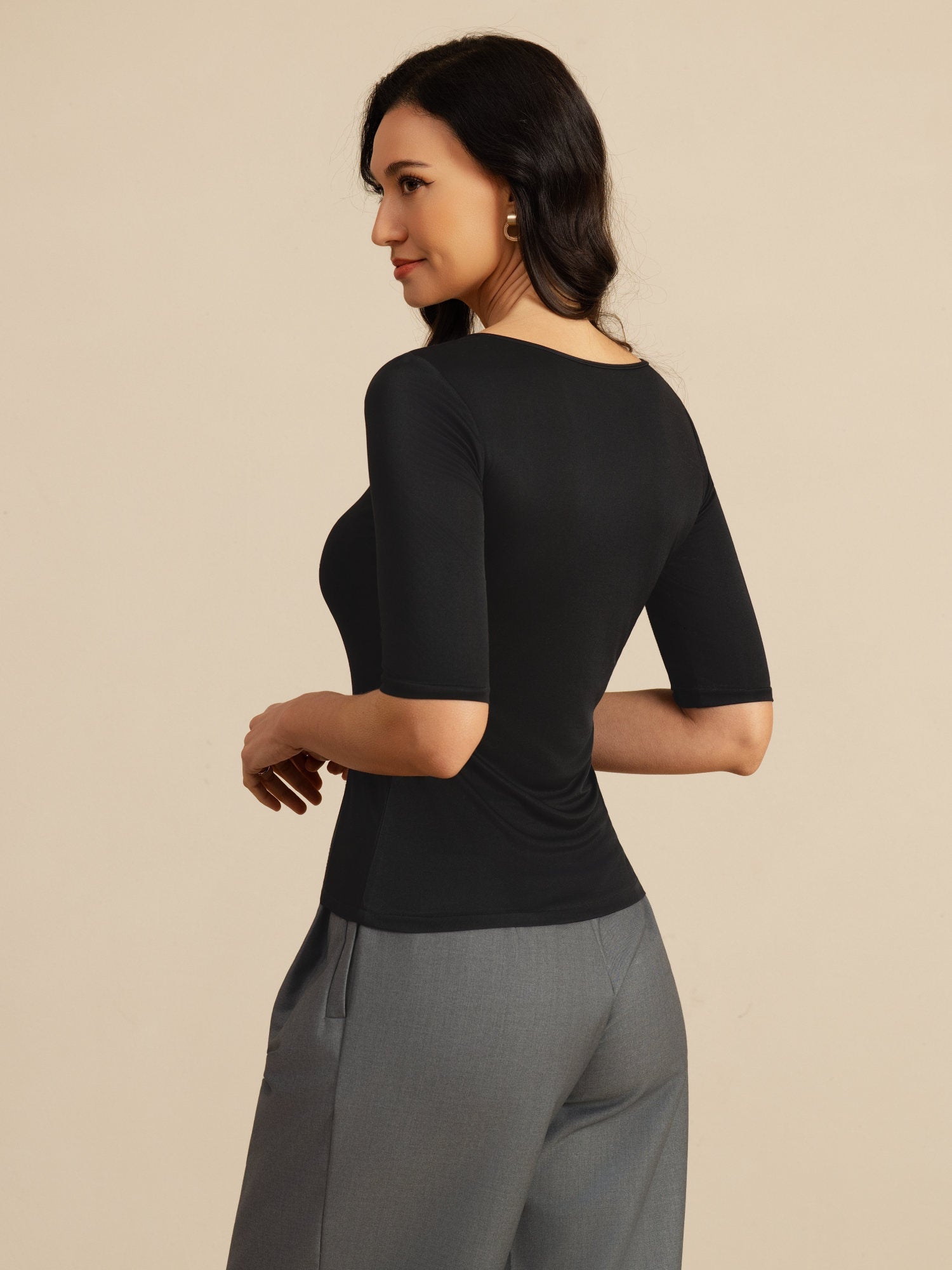 [Schwarz] SilkSilky-DE Half Sleeve Tiefer Rundhalsausschnitt T-Shirt 002