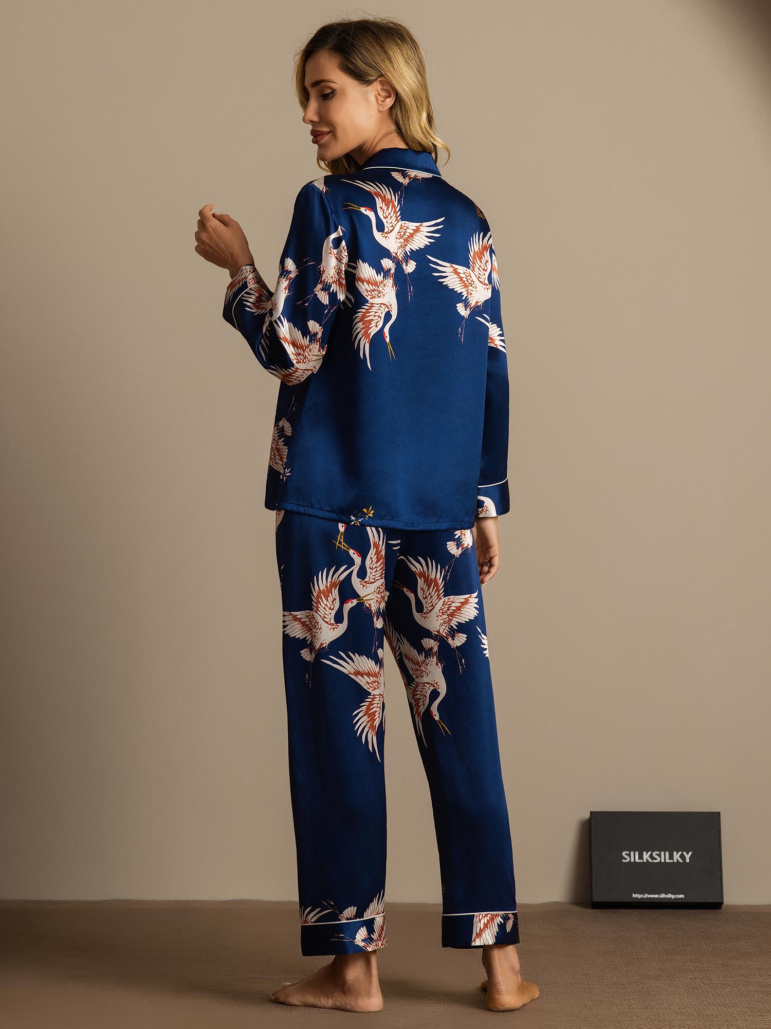 [Dunkelblau] SilkSilky-DE 19Momme Langärmelig Notch-Kragen Damen Pyjamas 008