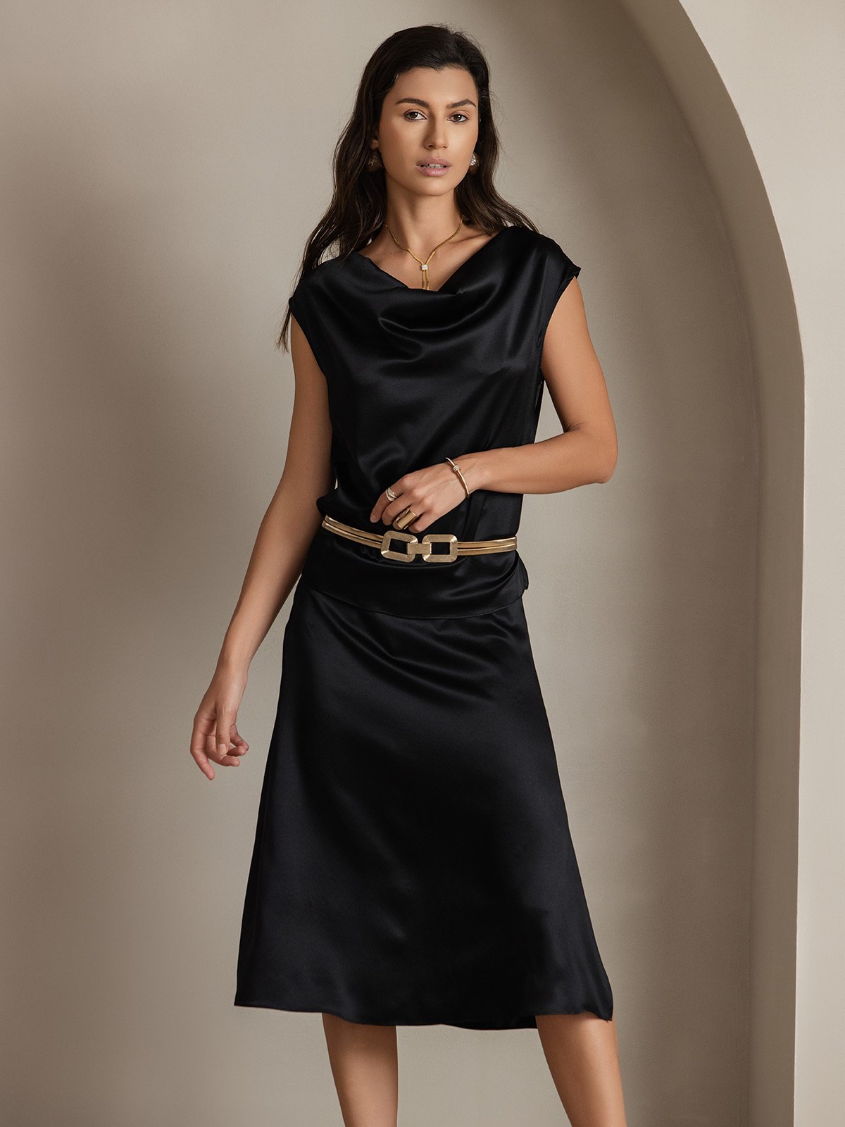 [Schwarz] SilkSilky-DE 19Momme Seide Ärmellos Wasserfallausschnitt T-Shirt 003