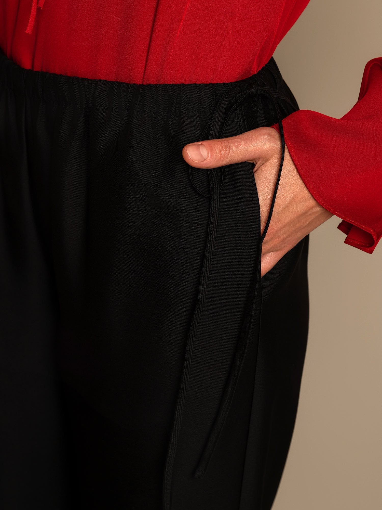 [Schwarz] SilkSilky-DE 32Momme Silk-Wool Blend Womens Pants 004,