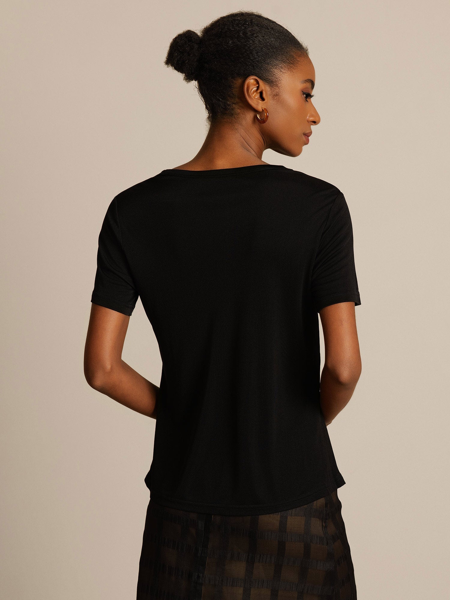 [Schwarz] SilkSilky-DE Seidenstrick Womens T-Shirt 002