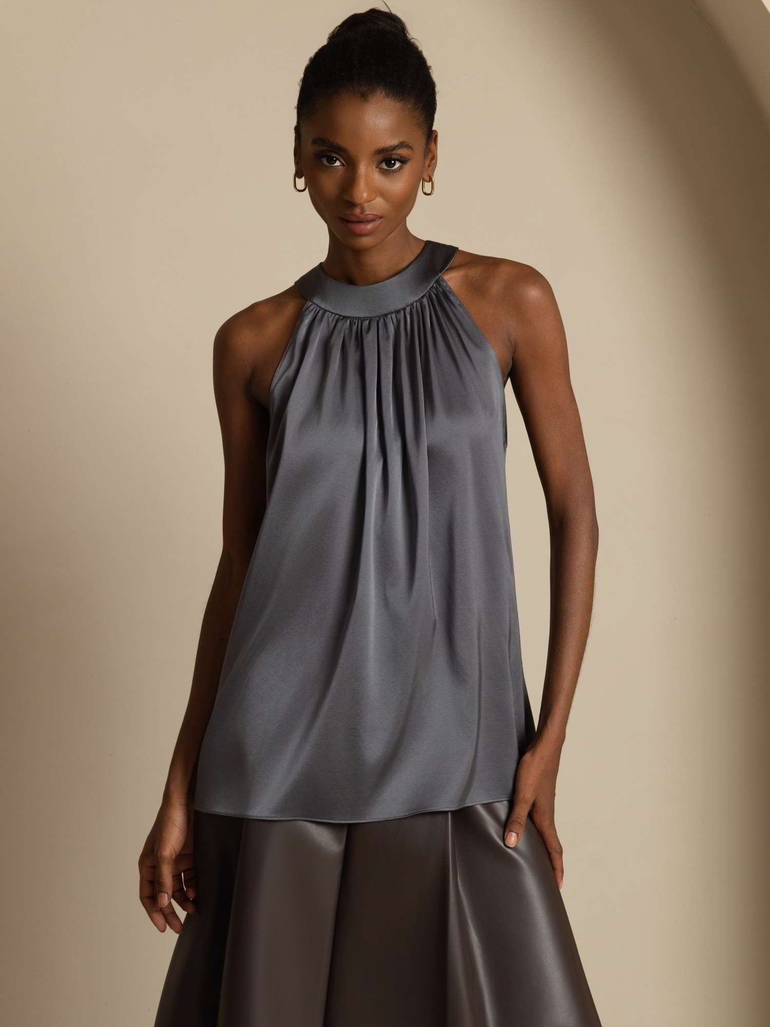 [Dunkelgrau] SilkSilky-DE 19Momme Ärmellos Neckholder T-Shirt 001