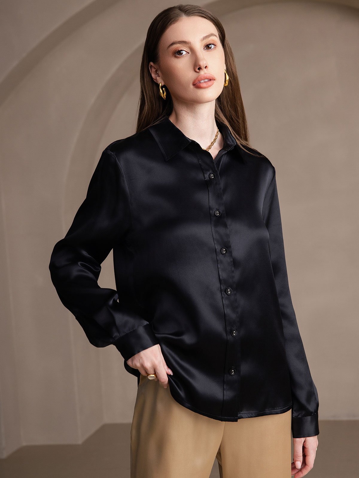 SilkSilky-DE 19Momme Seide Langärmelig Umlegekragen Damenhemd Schwarz 003