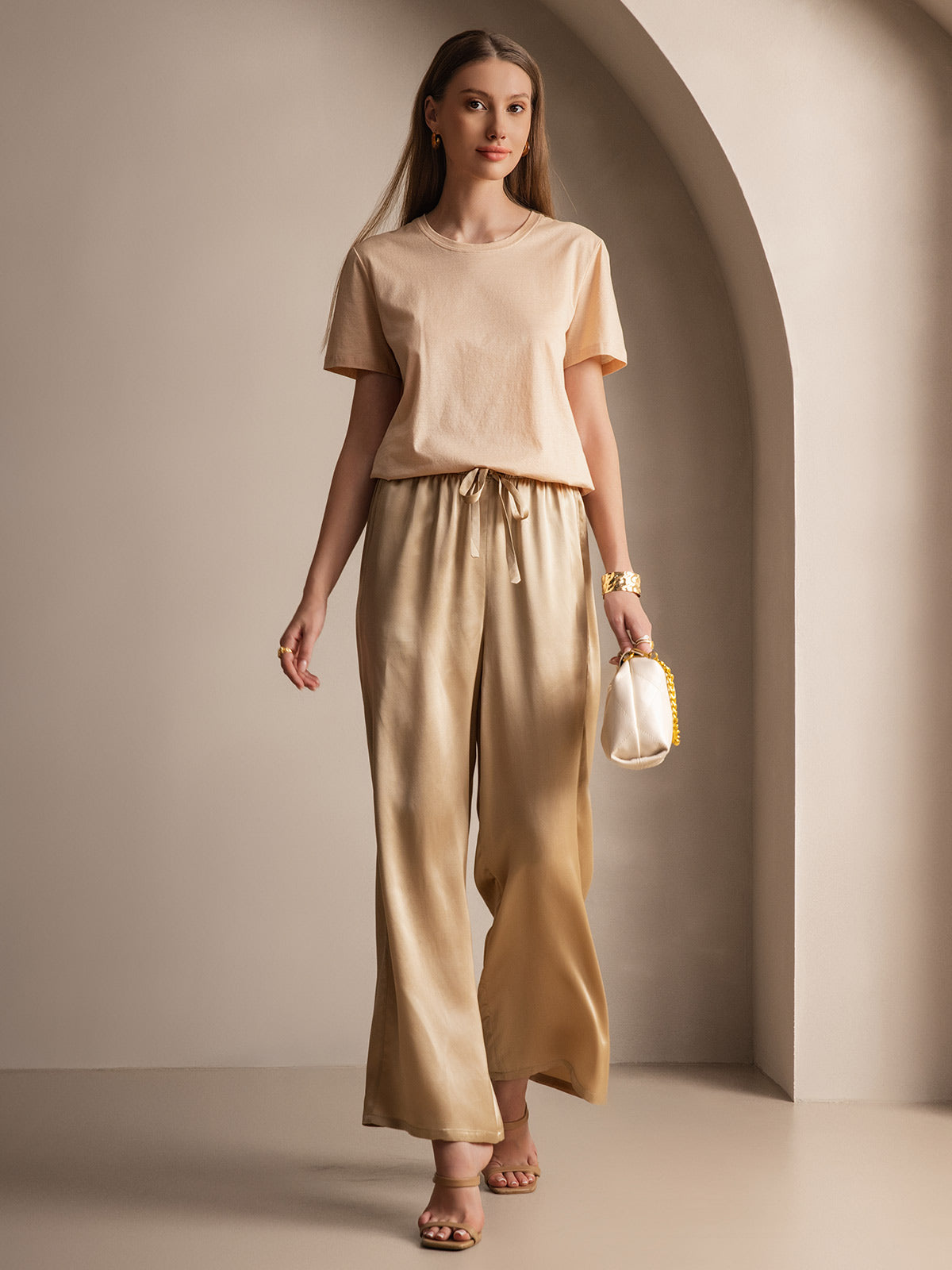 [Beige] SilkSilky-DE Seidenstrick Womens T-Shirt 006