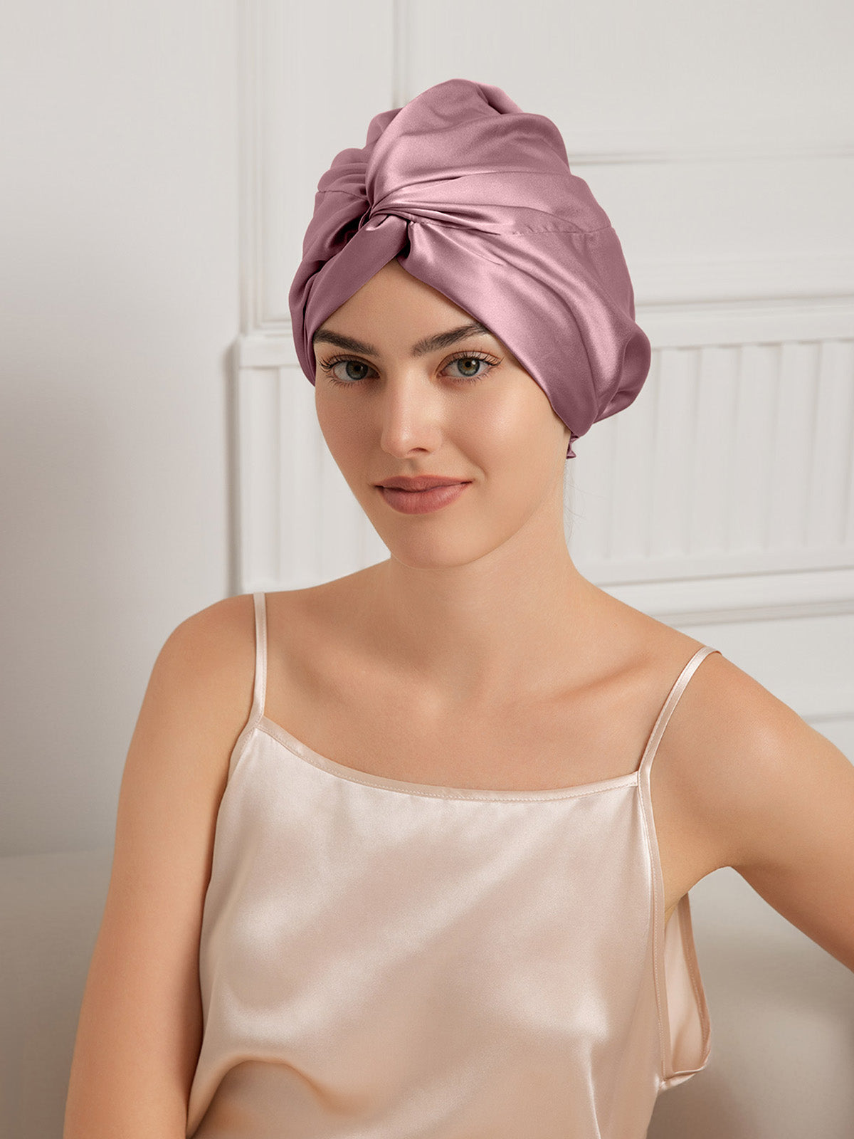 [Blasses Mauve] SilkSilky-DE 22Momme Reine Seide Sleep Cap 001