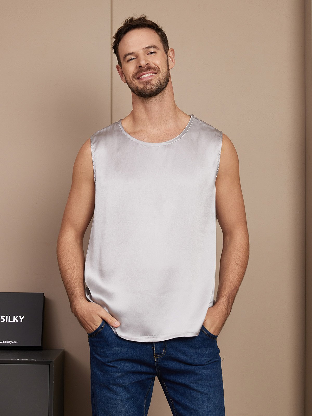 [Silber] SilkSilky-DE Reine Seide Ärmellos Mens T-Shirt 001