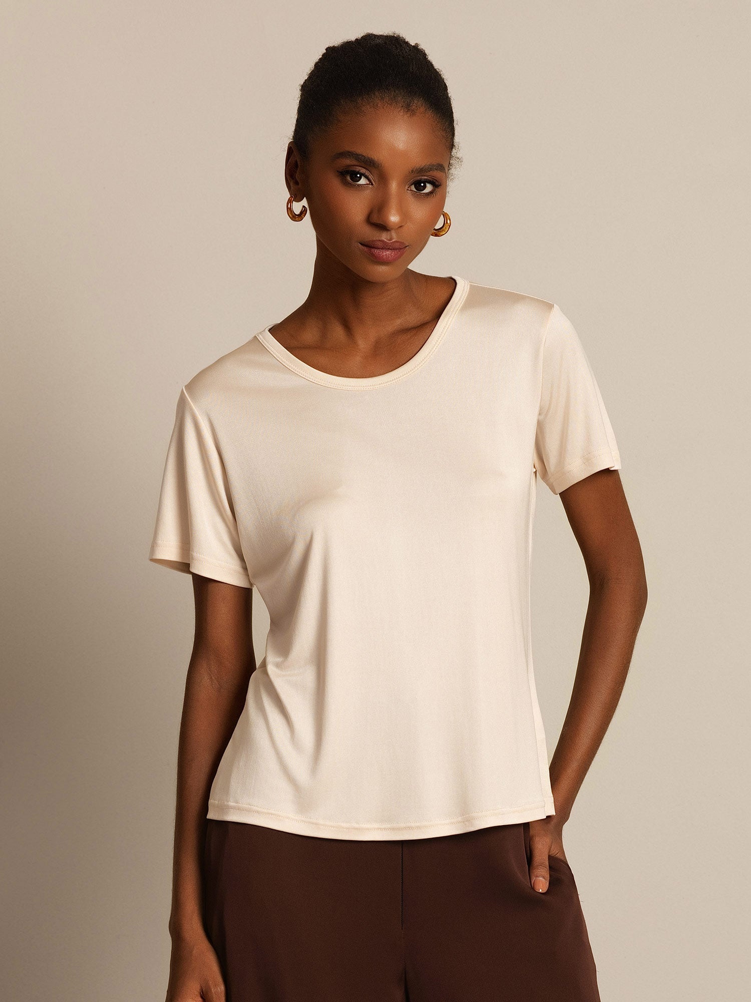 [Beige] SilkSilky-DE Seidenstrick Womens T-Shirt 006,