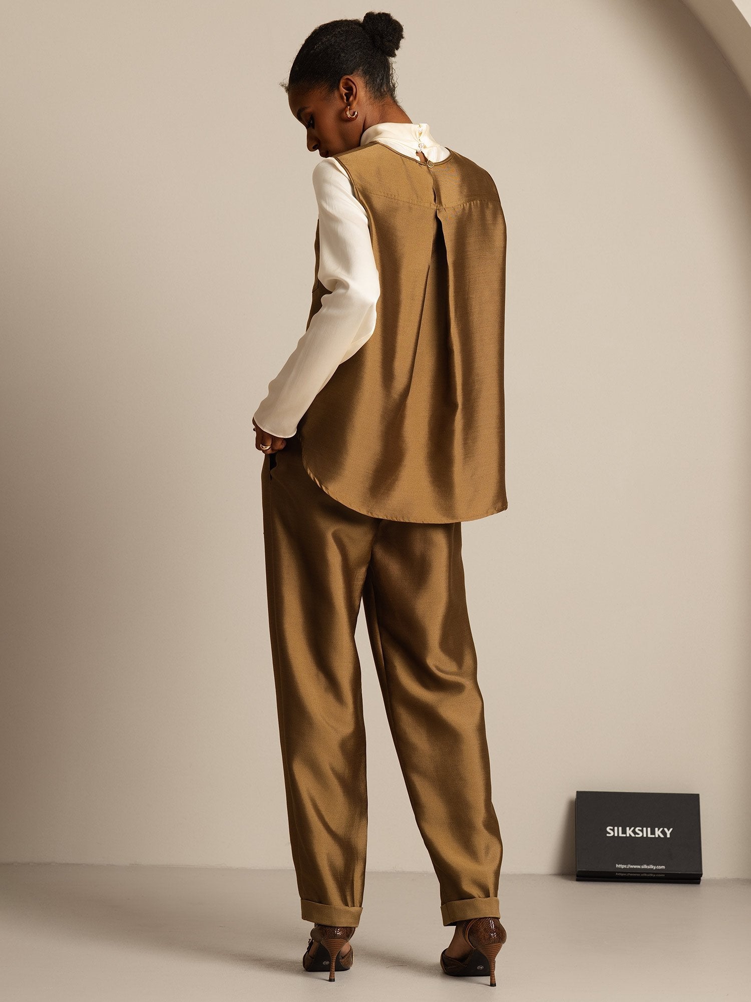 [Bronze] SilkSilky-DE 32Momme Silk-Wool Blend Womens Vest 007,