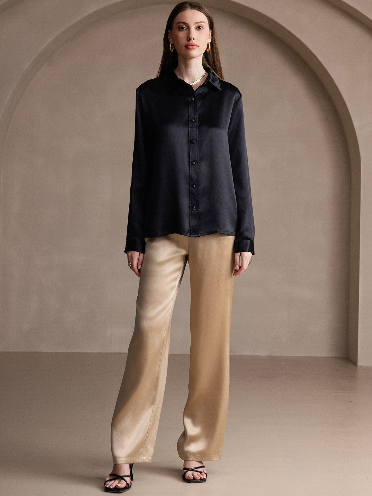 SilkSilky-DE 19Momme Seide Langärmelig Umlegekragen Damenhemd Schwarz 007