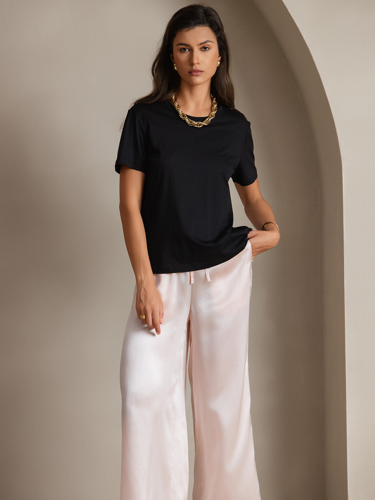 [Schwarz] SilkSilky-DE Seidenstrick Womens T-Shirt 001