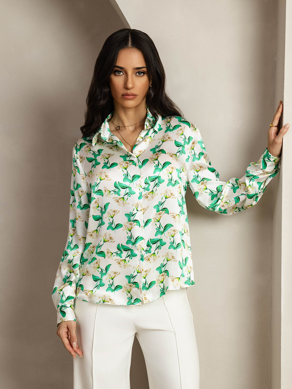 [Grün Blumen] SilkSilky-DE Seide Umlegekragen Damenhemd 001
