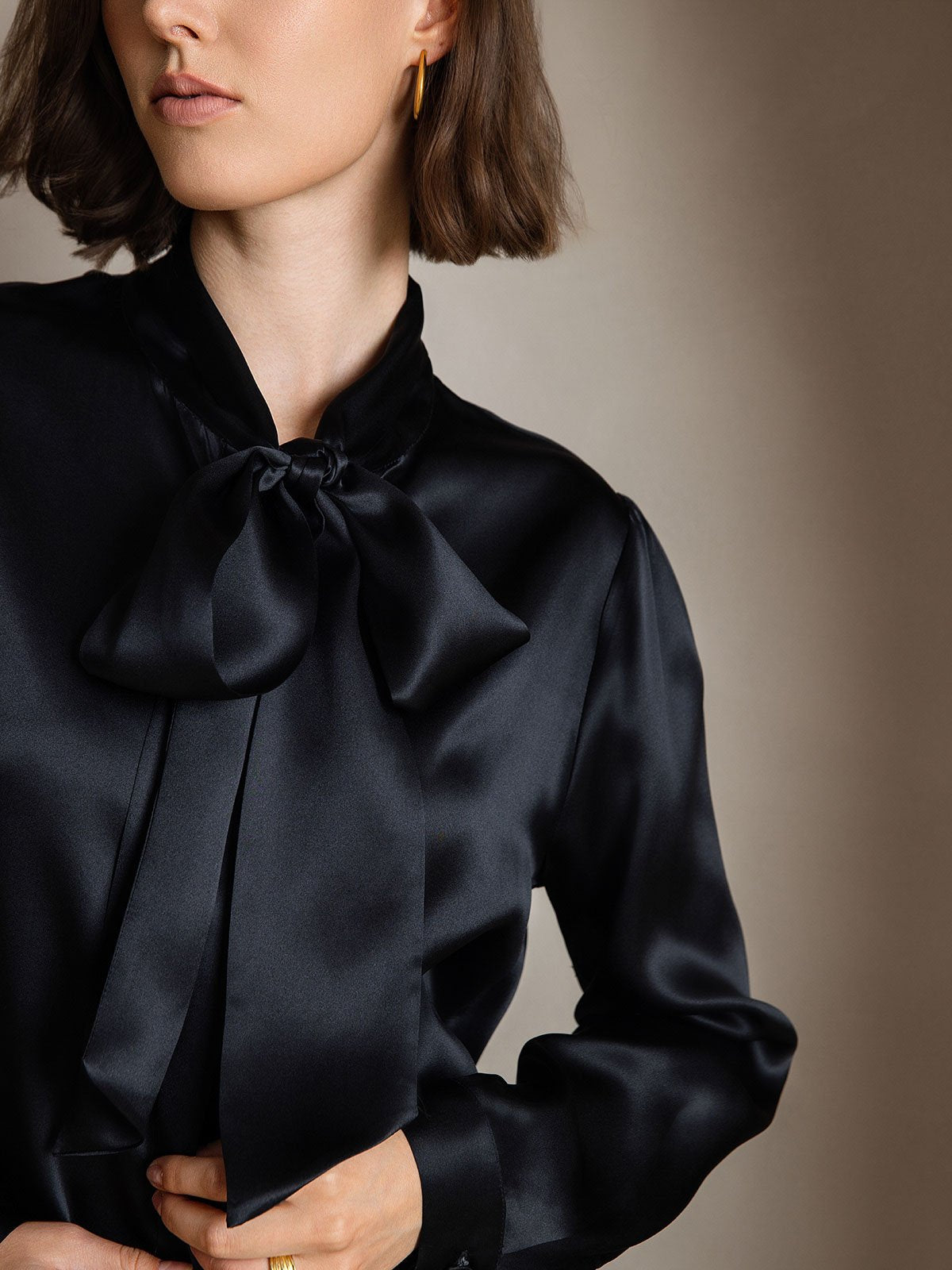 [Schwarz] SilkSilky-DE 19Momme Seide Langärmelig Blouse 002