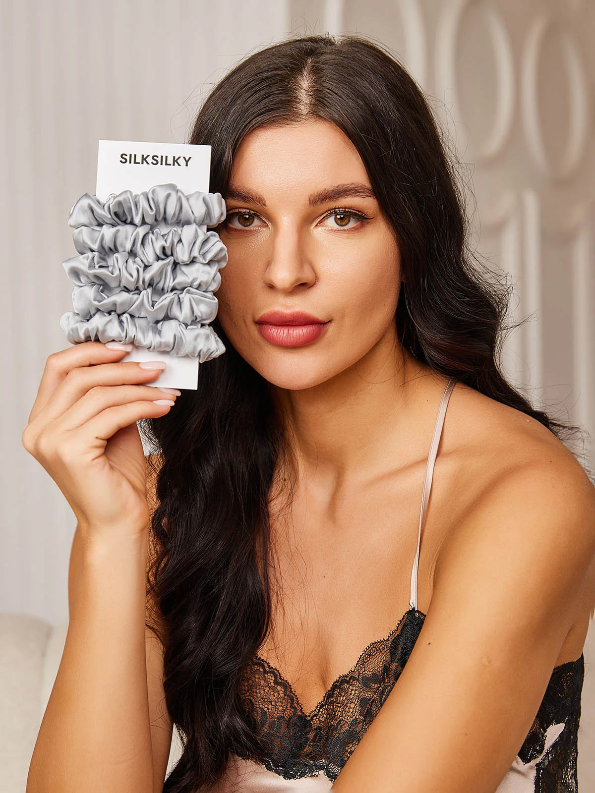 [Hellgrau] SilkSilky-DE 19Momme Reine Seide Scrunchie 002