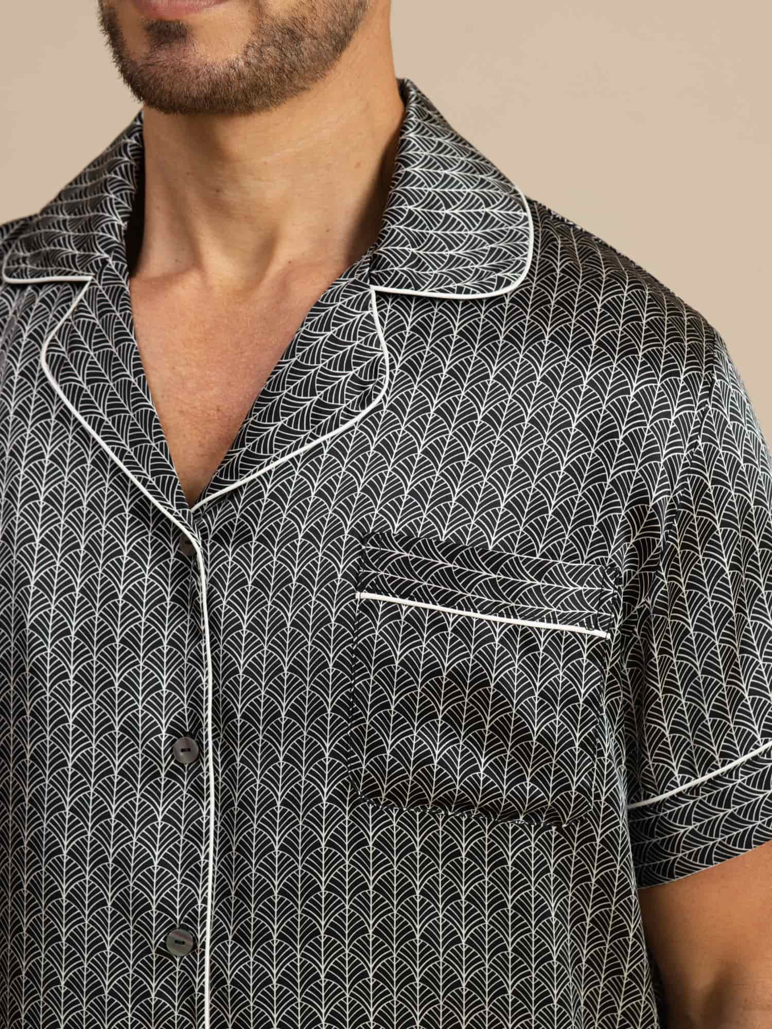 [Schwarzer Ginkgo] SilkSilky-DE Kurzärmelig Notch-Kragen Herren Pyjamas 007