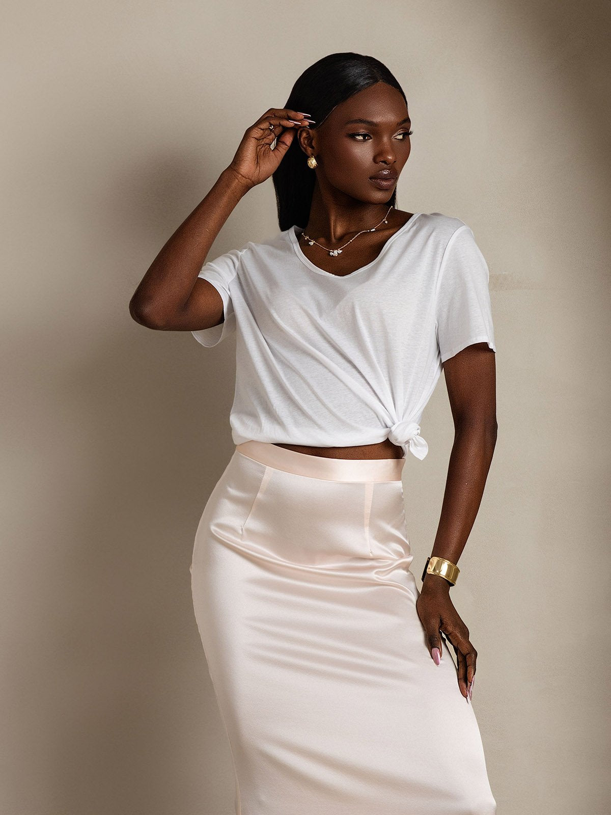 [Weiß] SilkSilky-DE Seide Kurzärmelig V Ausschnitt T-Shirt 005