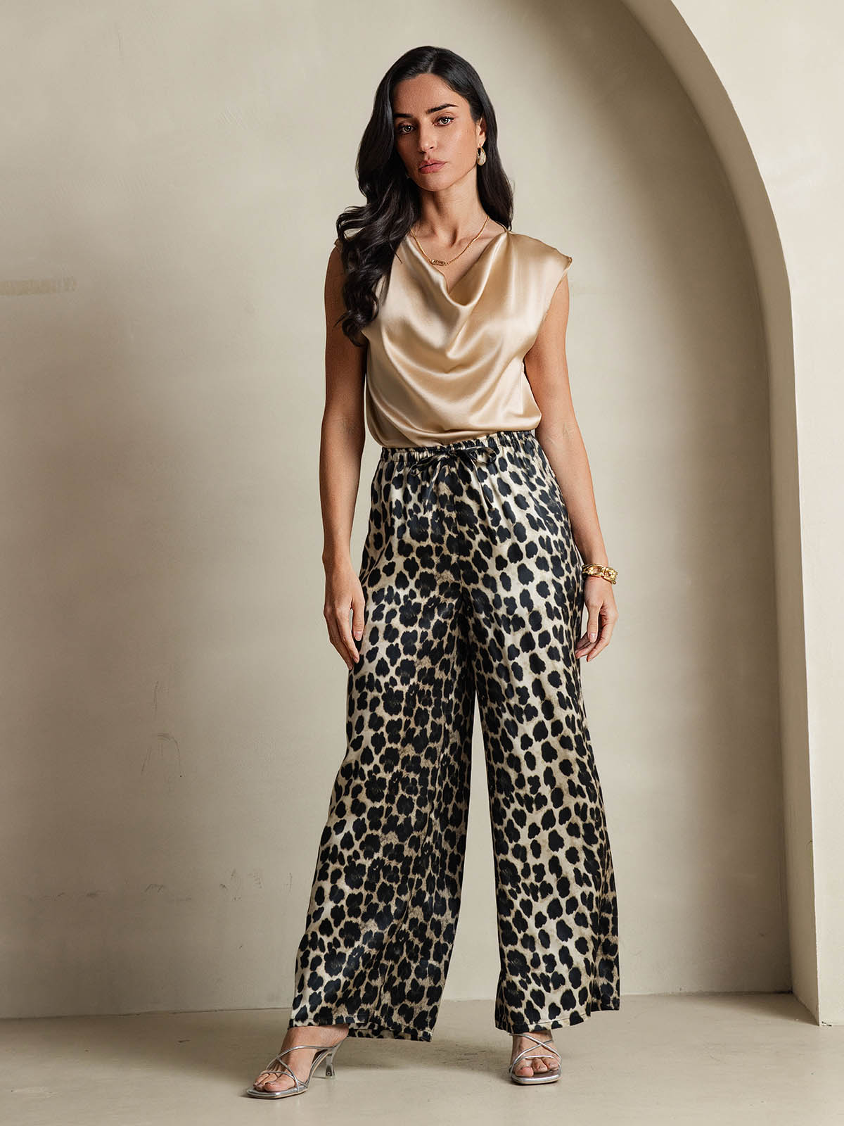 [Champagner] SilkSilky-DE 19Momme Seide Ärmellos Wasserfallausschnitt T-Shirt 008