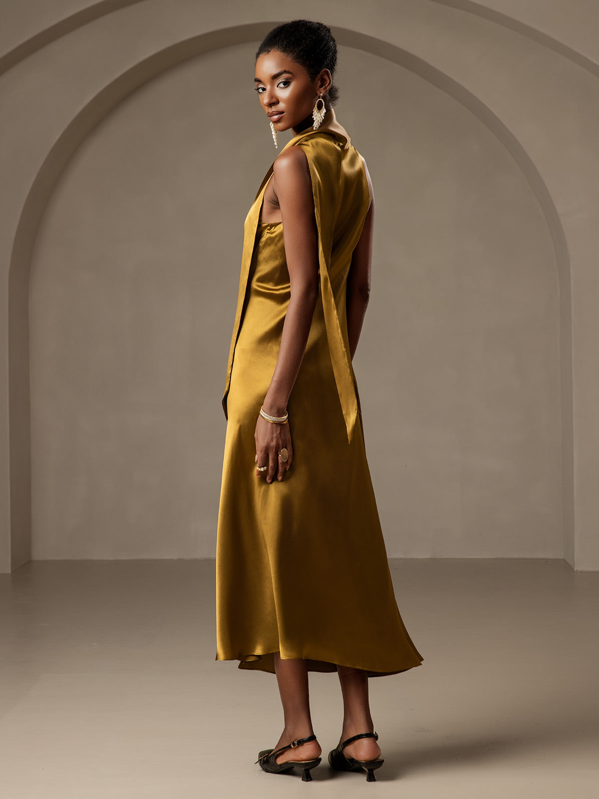 [Braun] SilkSilky-DE 19Momme Seide Ärmellos Dress 004