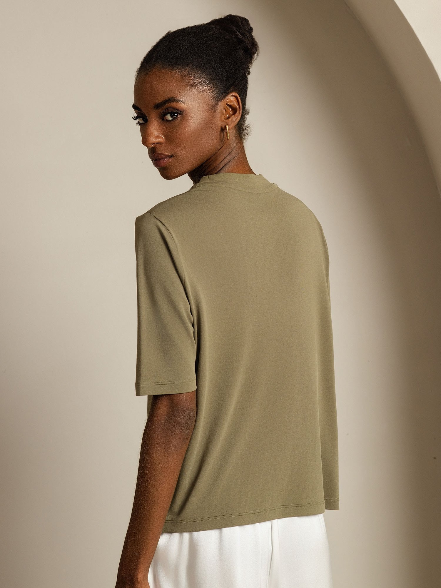 [Verbranntes Oliv] SilkSilky-DE Reine Seide Womens T-Shirt 002