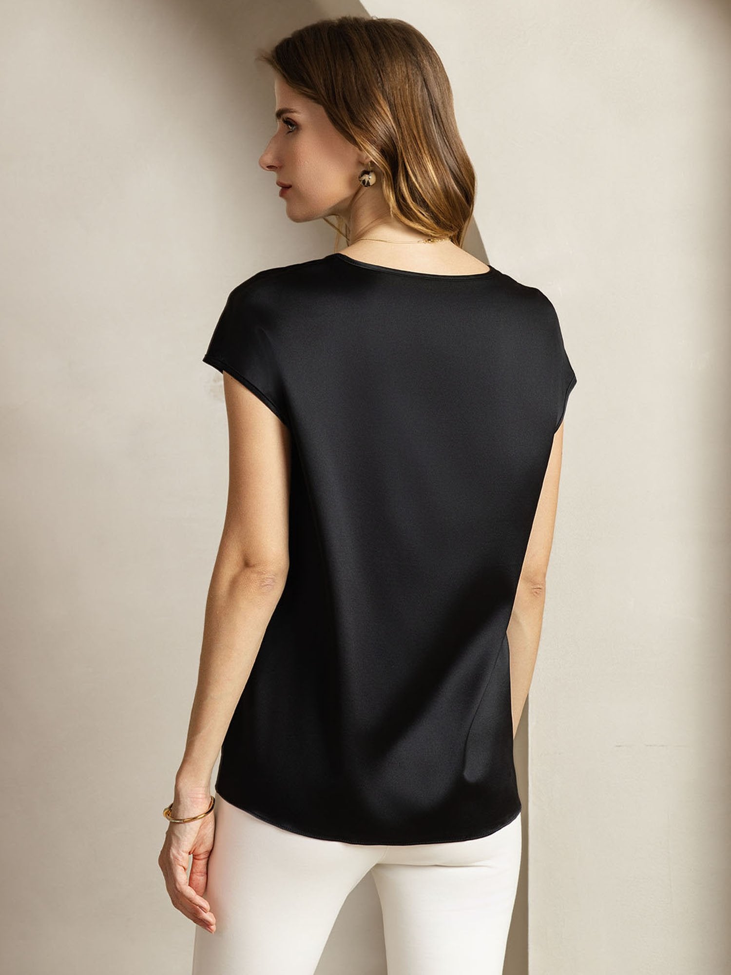 [Schwarz] SilkSilky-DE 19Momme Seide Neckholder T-Shirt 002