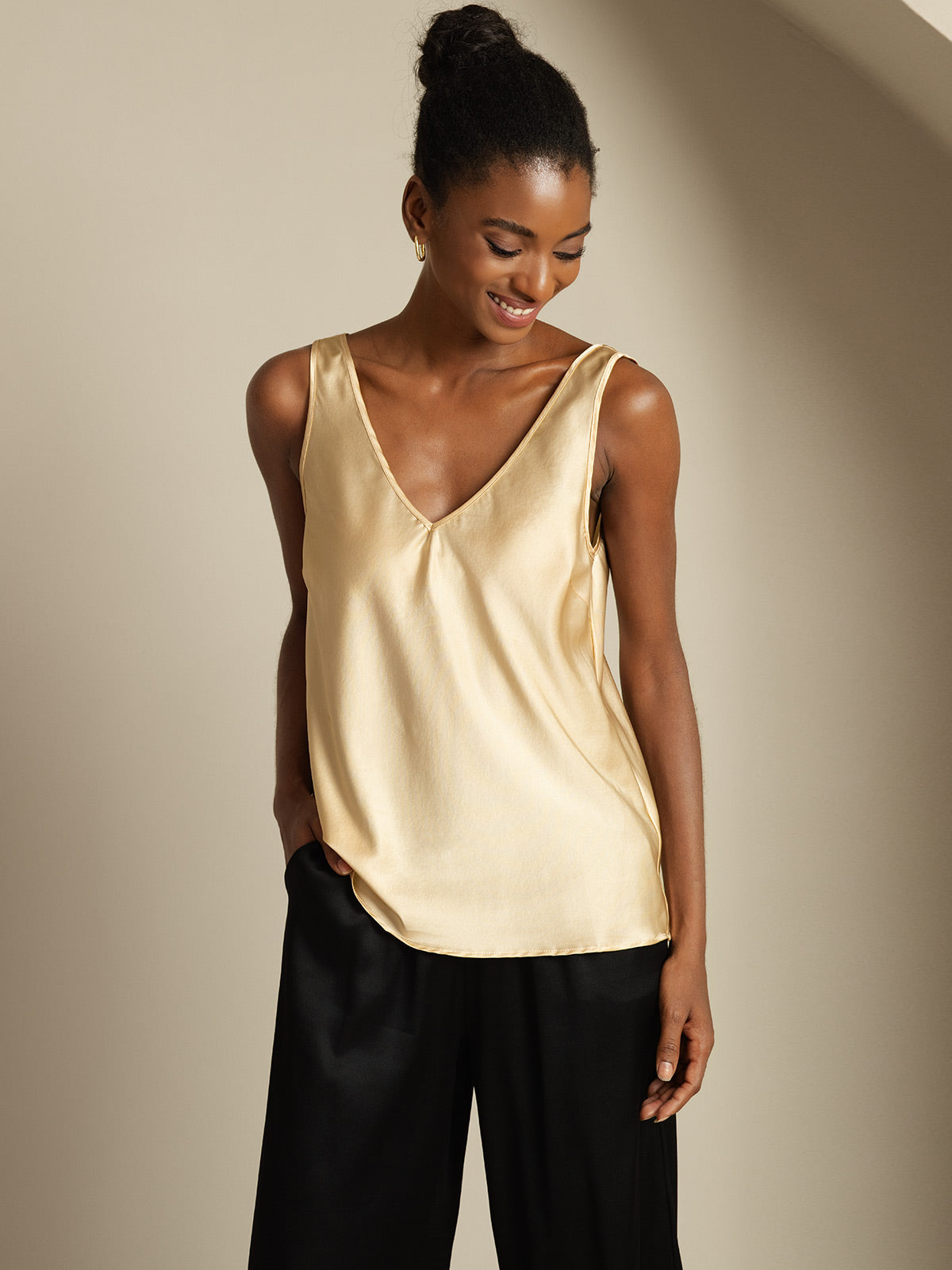 [Champagner] SilkSilky-DE 19Momme Seide V Ausschnitt Cami Top 006