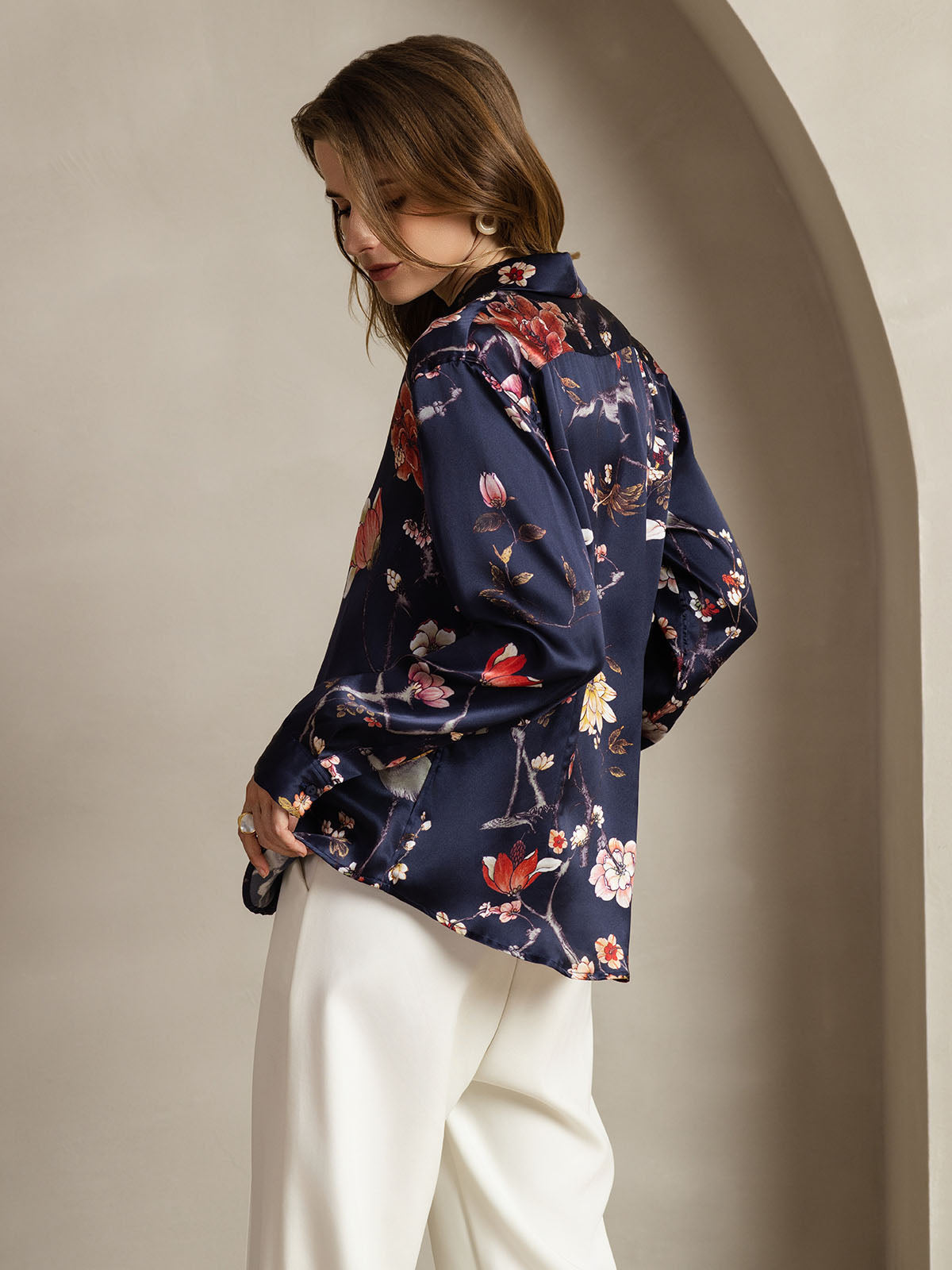 [Marine Blumen] SilkSilky-DE Seide Umlegekragen Damenhemd 002