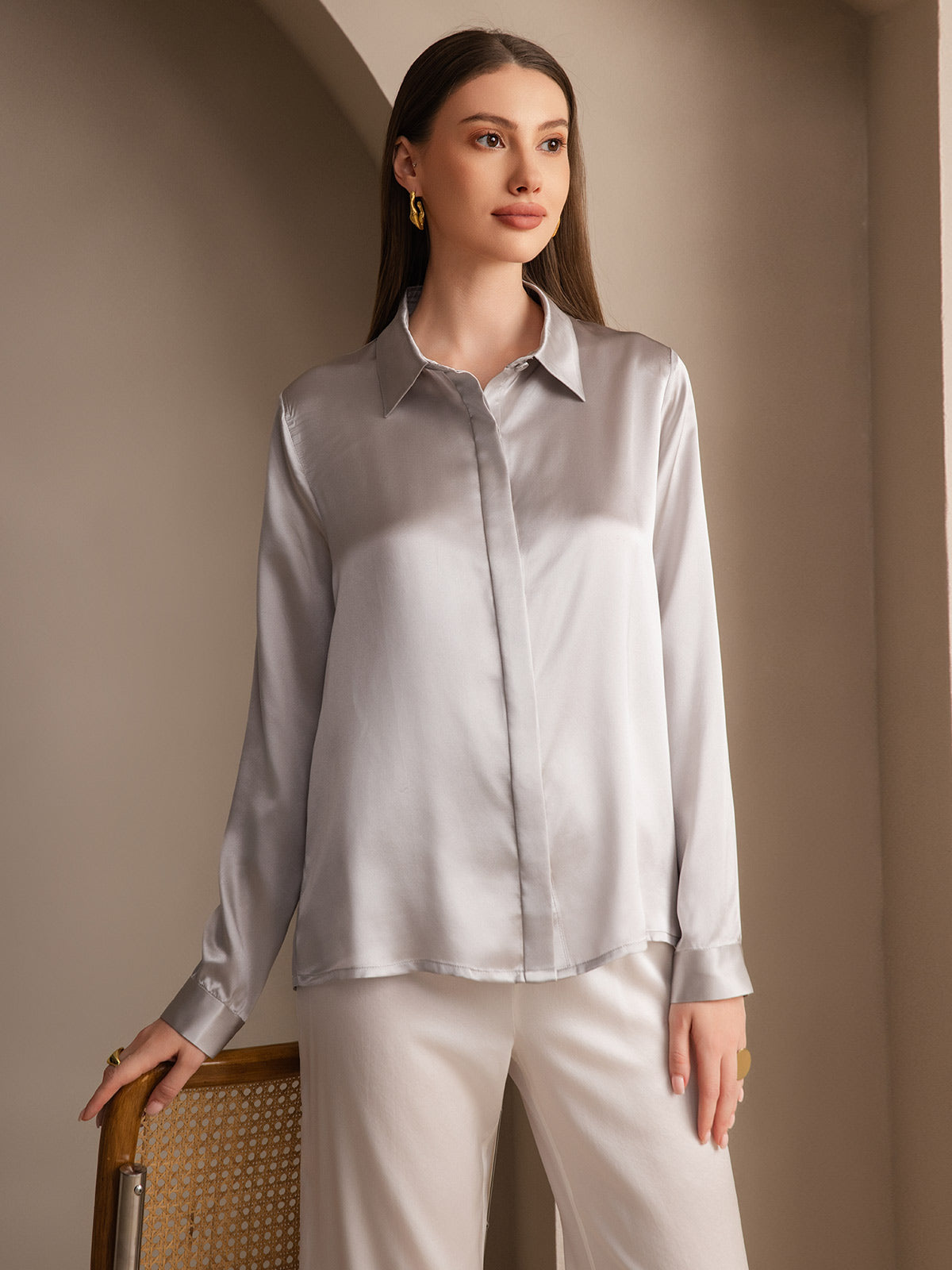 [Hellgrau] SilkSilky-DE 19Momme Seide Lapel Collar Damenhemd 001