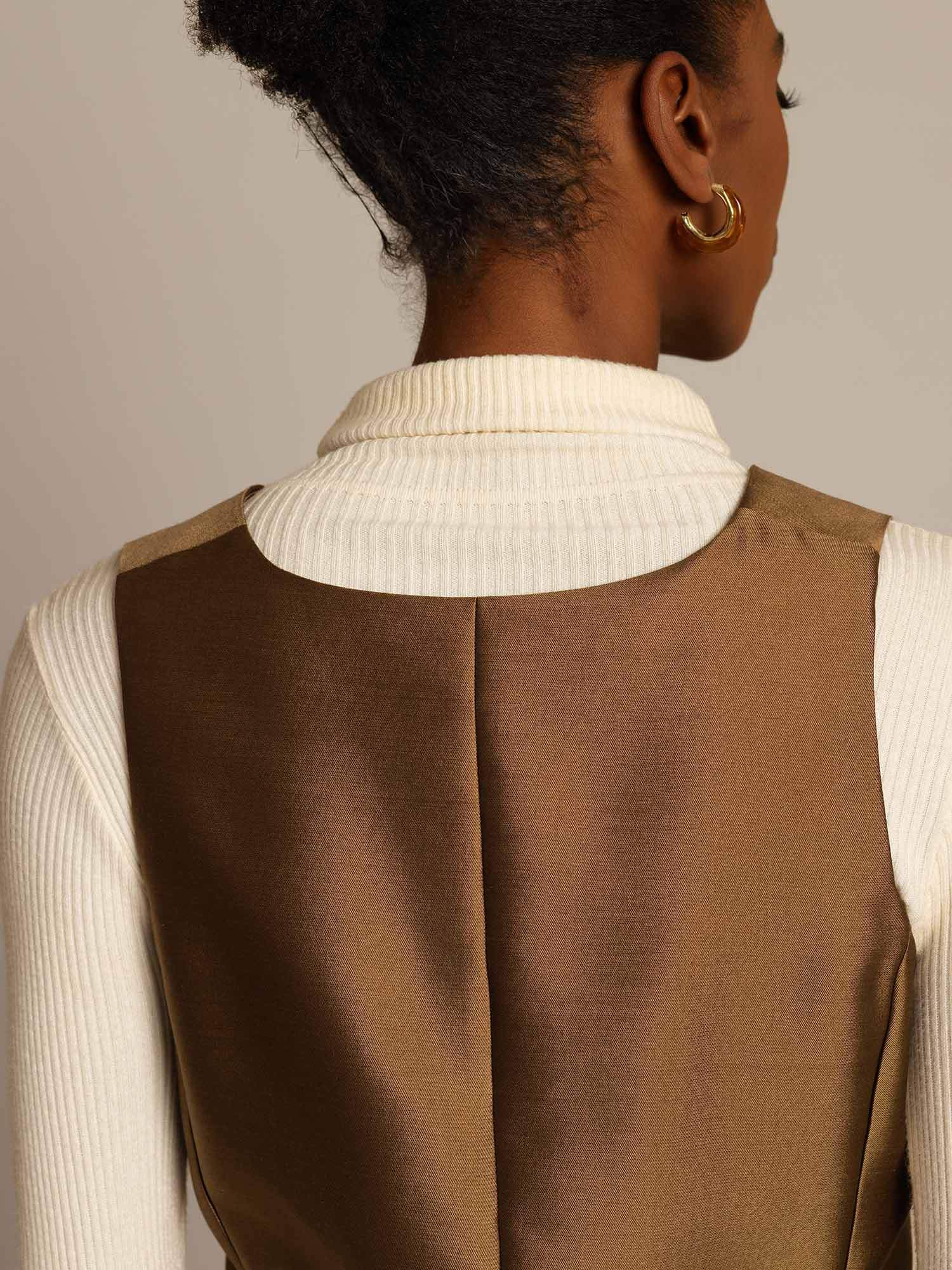 [Schwarz] SilkSilky-DE 32Momme Silk-Wool Blend V Ausschnitt Damenweste 004,