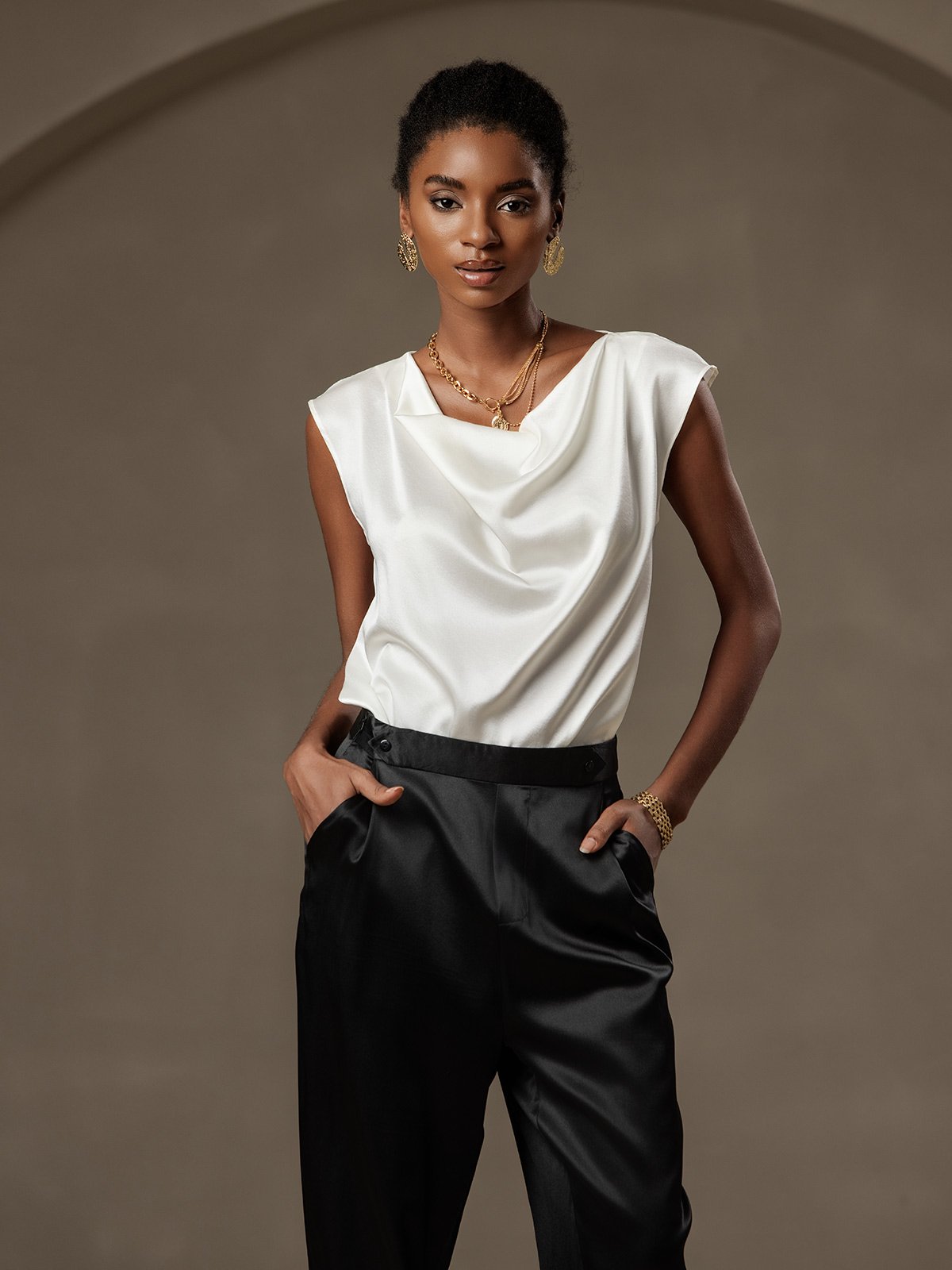 [Weiß] SilkSilky-DE 19Momme Seide Ärmellos Wasserfallausschnitt T-Shirt 003