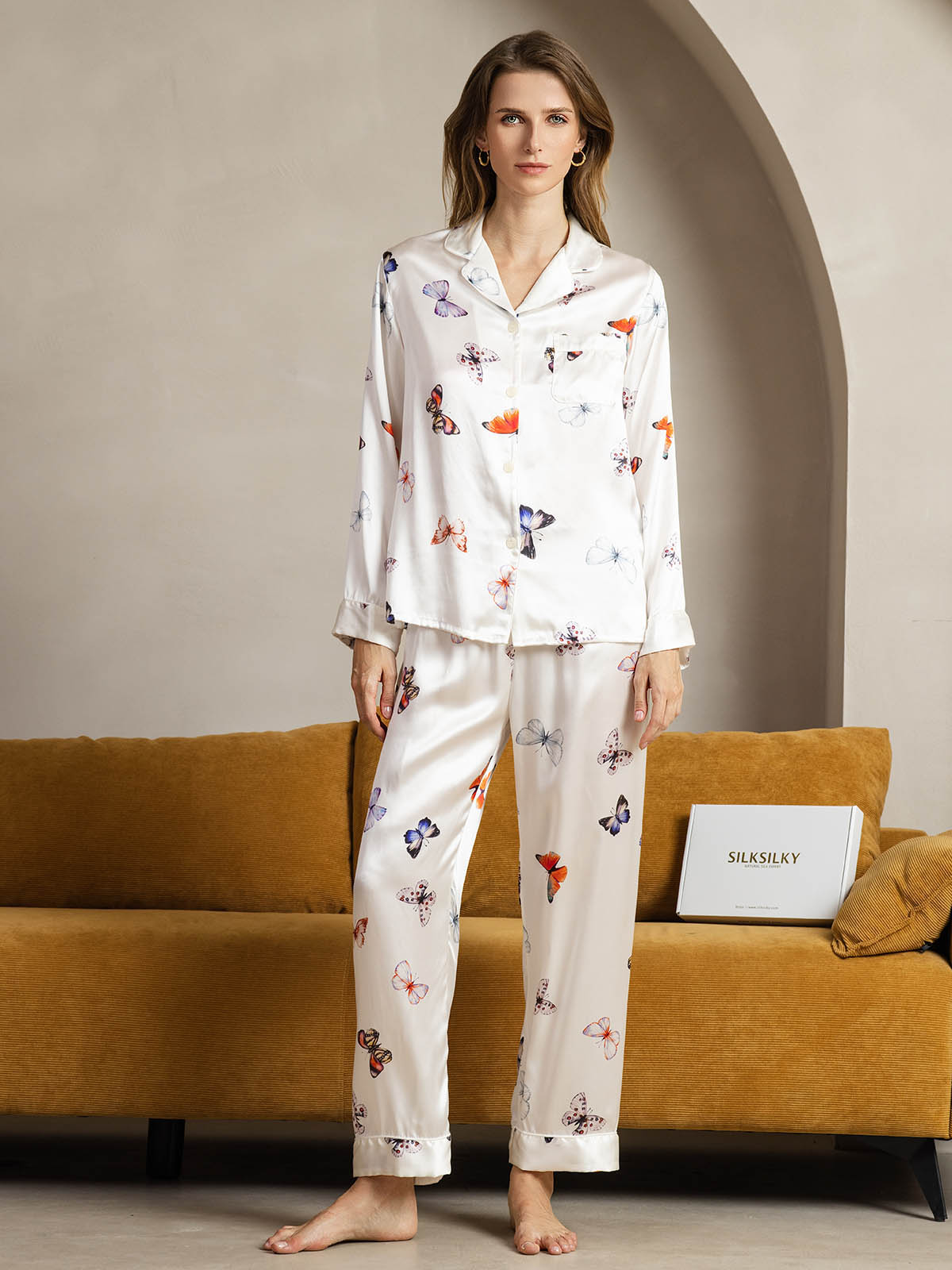 [Weiß Schmetterling] SilkSilky-DE Reine Seide Womens Pajamas 001