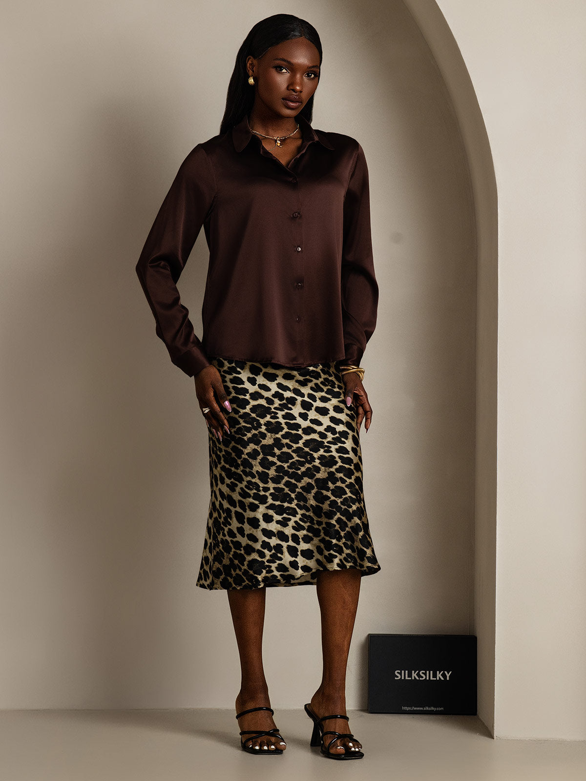 [Dunkle Schokolade] SilkSilky-DE Seide Langärmelig Umlegekragen Damenhemd 005