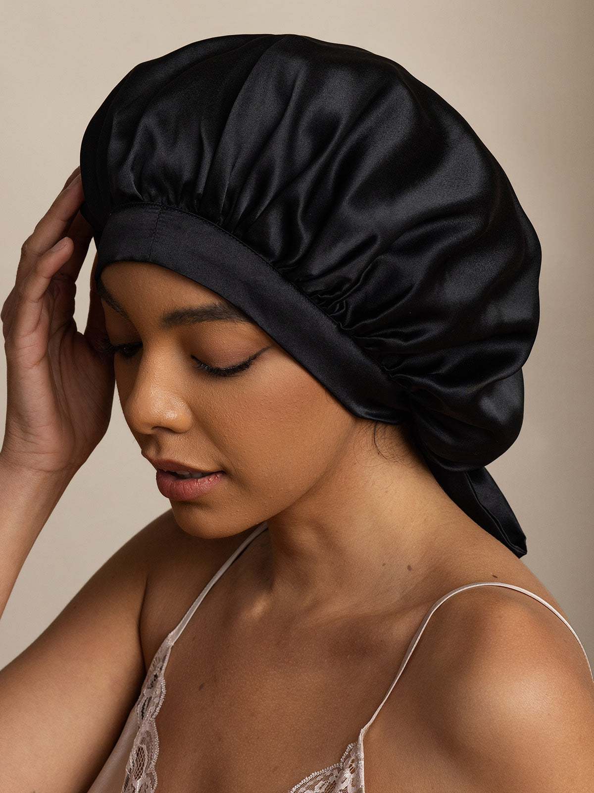 [Schwarz] SilkSilky-DE Reine Seide Sleep Cap 002