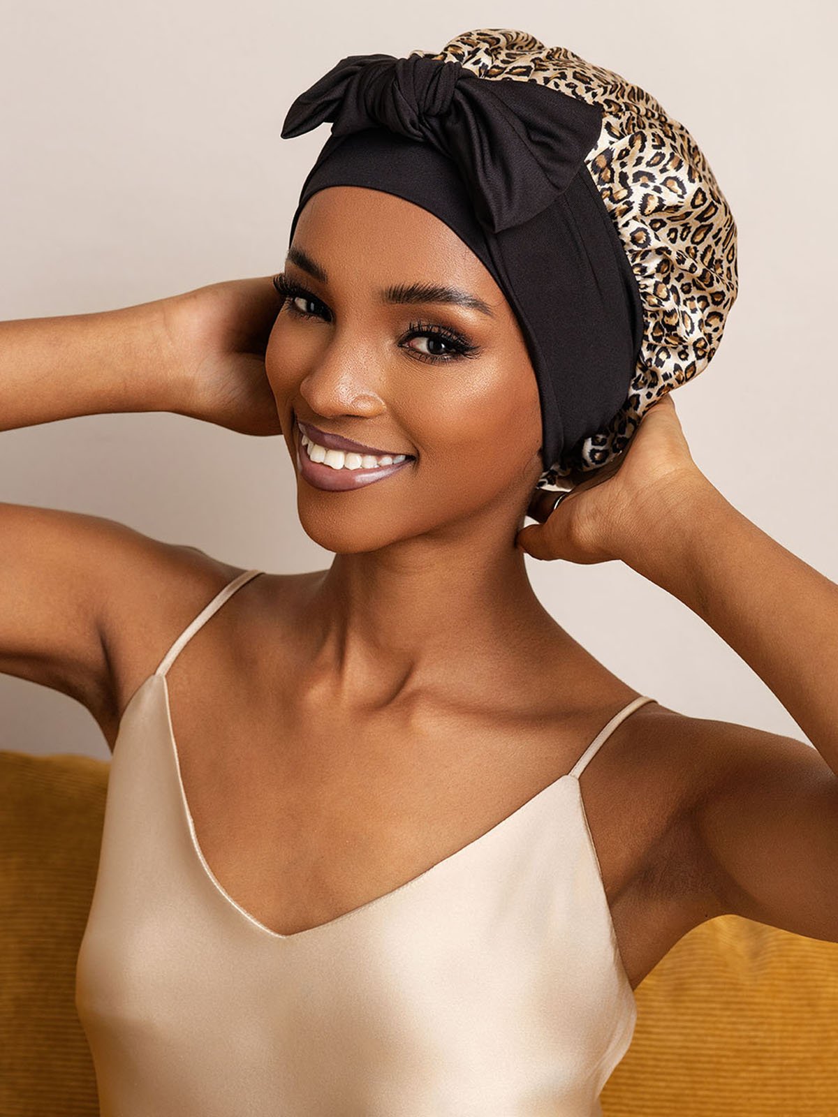 [Leopard] SilkSilky-DE Reine Seide Sleep Cap 005