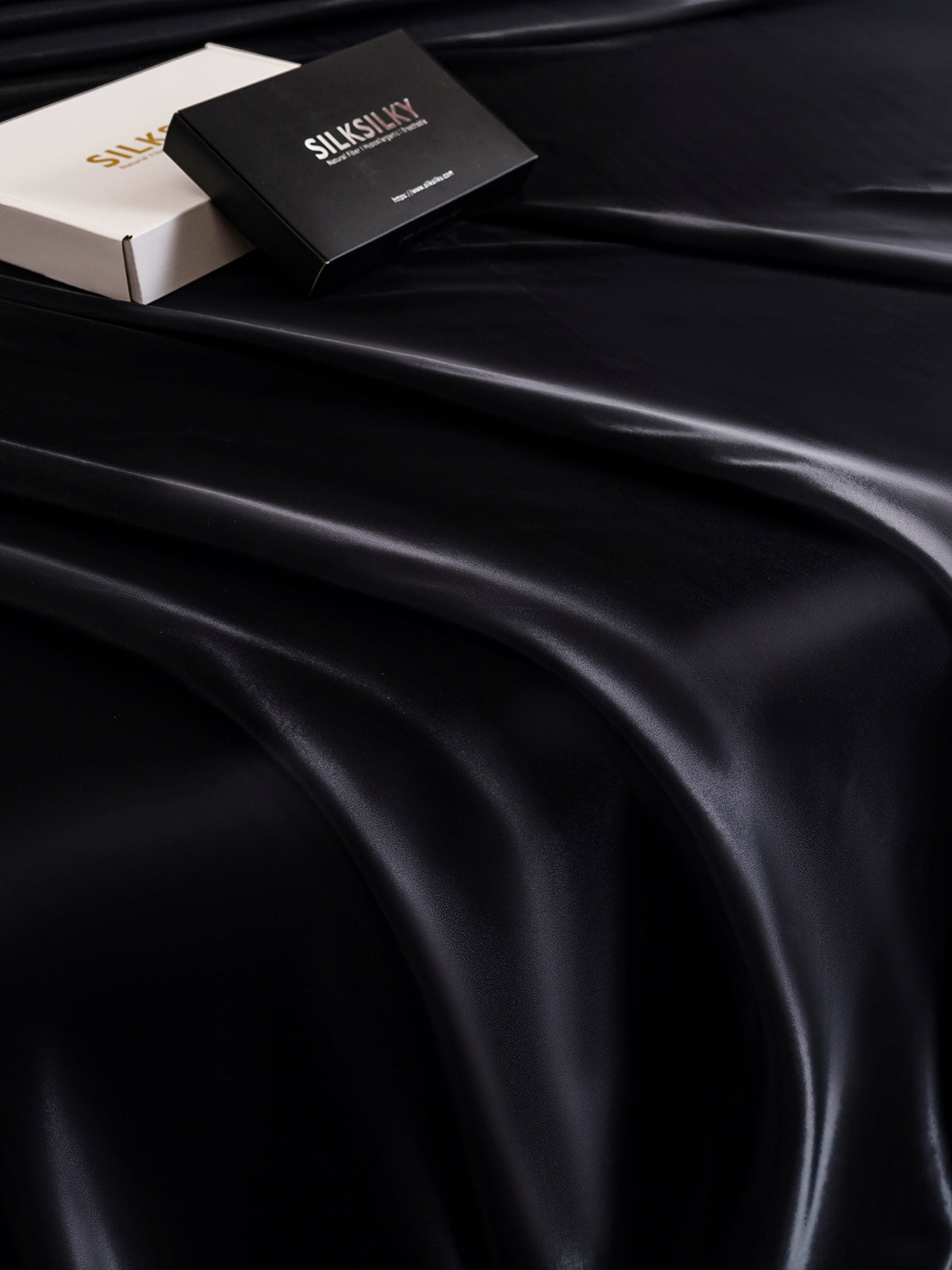 [Schwarz] SilkSilky-DE 25Momme Reine Seide Sheet 005