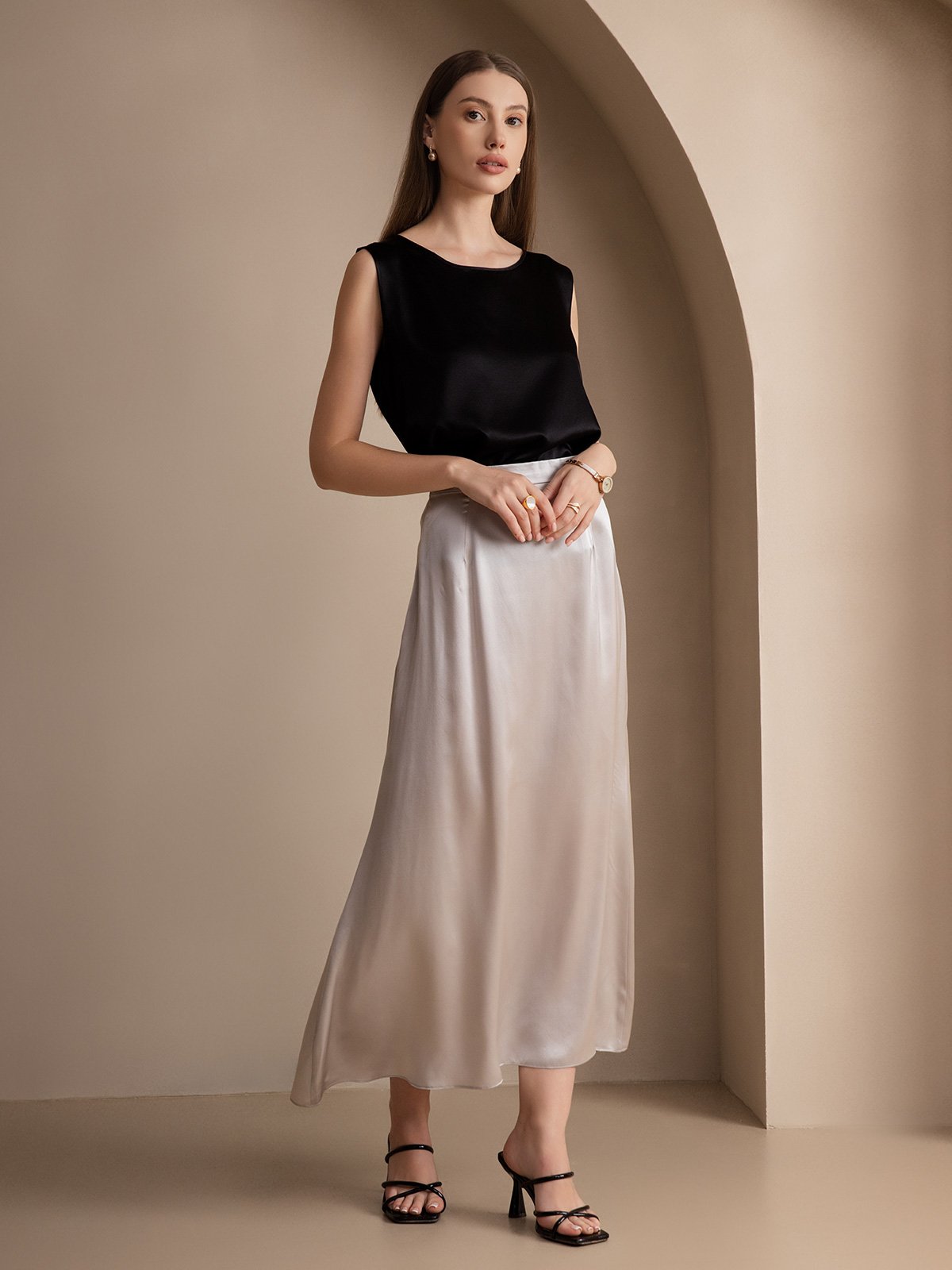 [Schwarz] SilkSilky-DE 19Momme Ärmellos Rundhalsausschnitt Cami Top 007