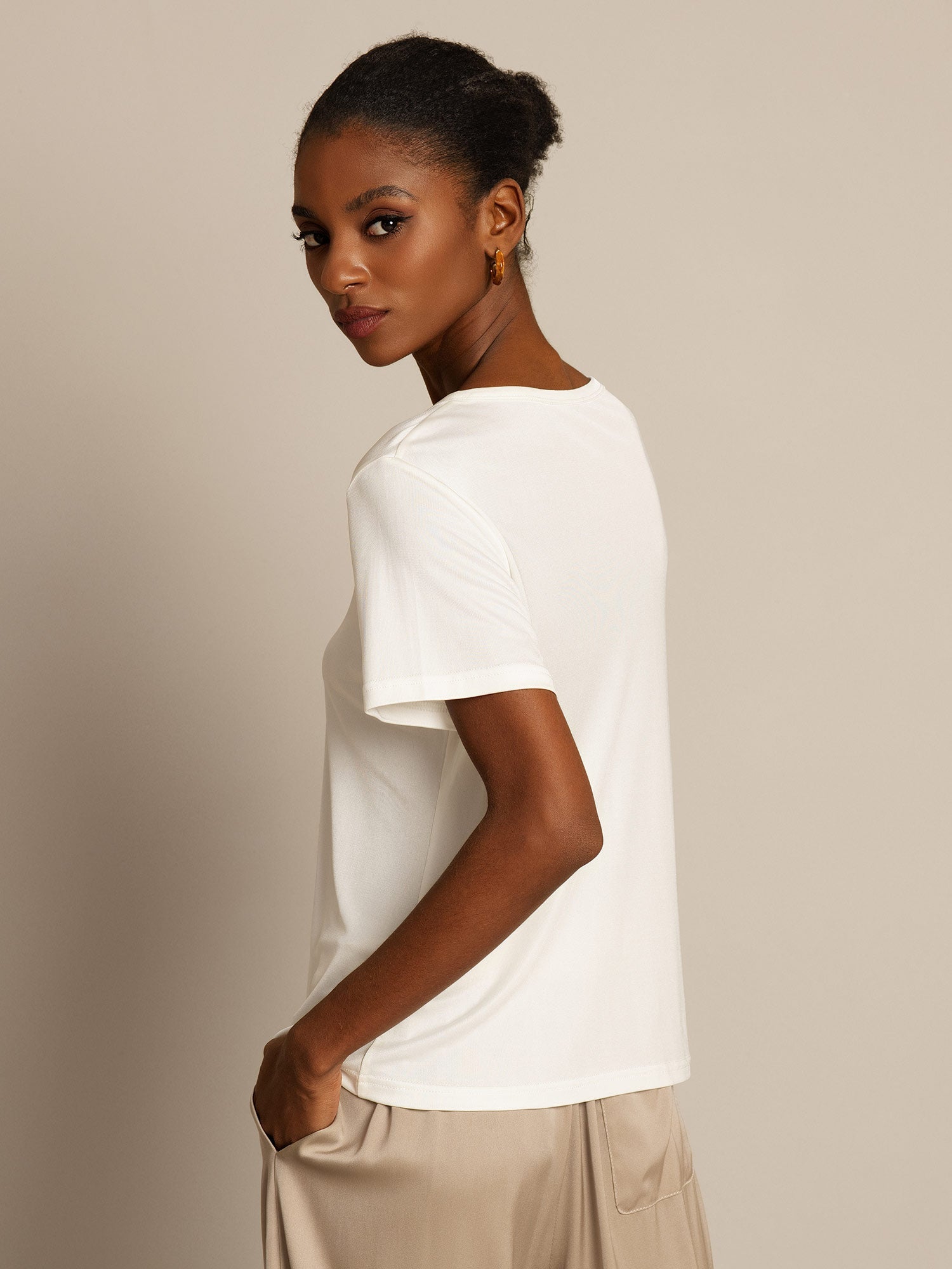 [Weiß] SilkSilky-DE Kurzärmelig Womens T-Shirt 002